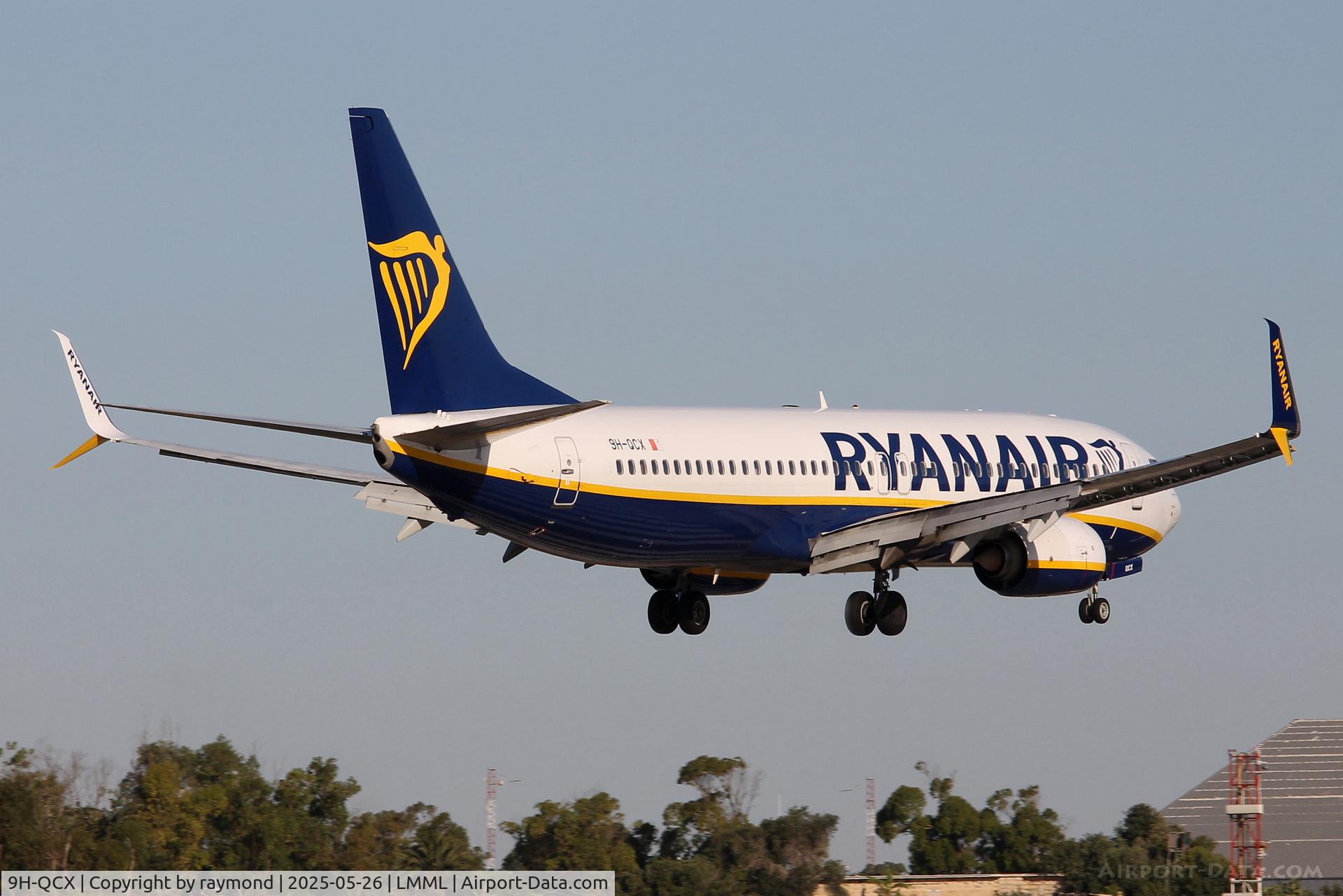 9H-QCX, 2016 Boeing 737-8AS C/N 44740, Boeing 737-800 reg 9H-QCX of Malta Air on short finals to RW31 in Malta.