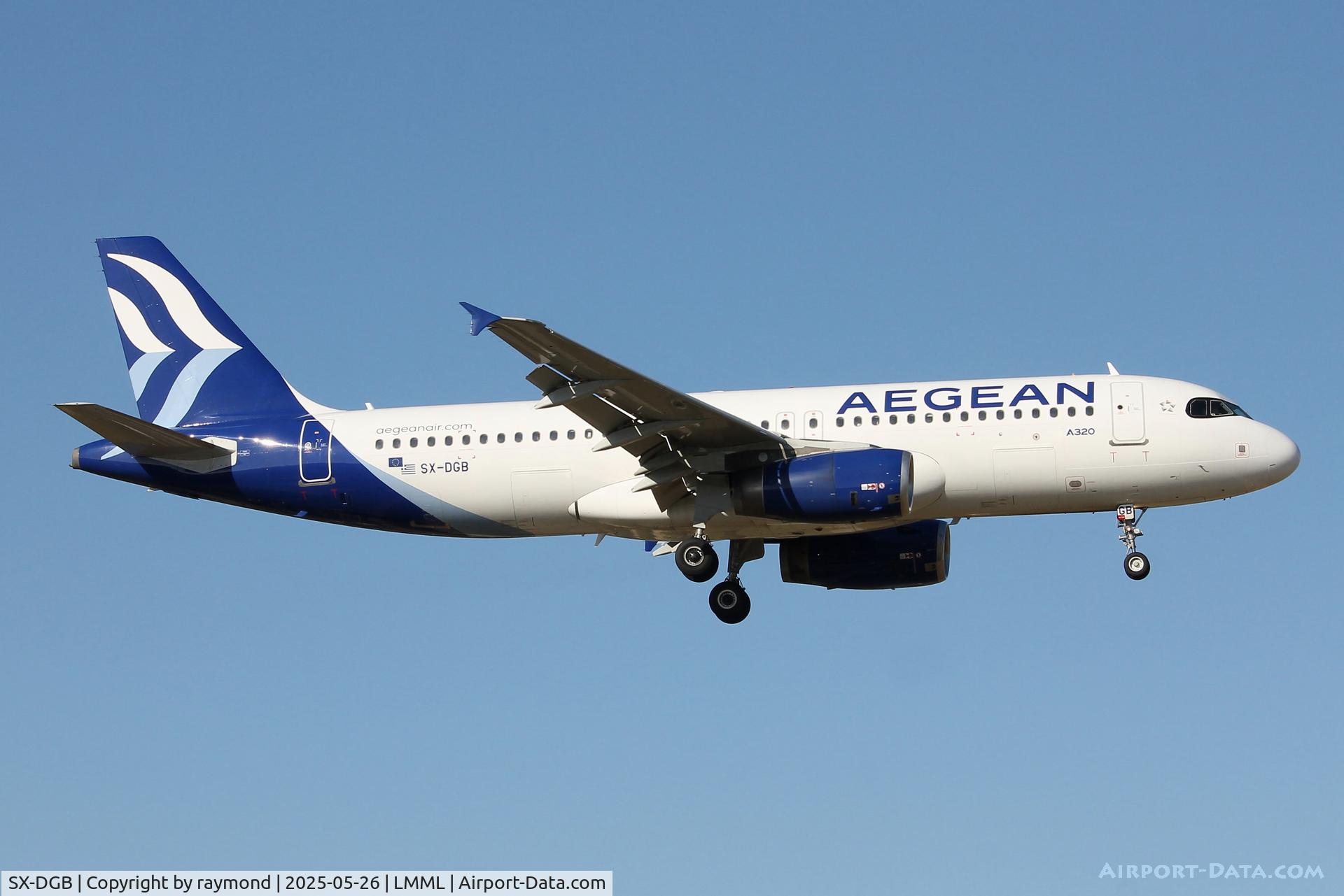 SX-DGB, 2009 Airbus A320-232 C/N 4165, Airbus A320-232 reg SX-DGB of Aegean Airlines landing in Malta.