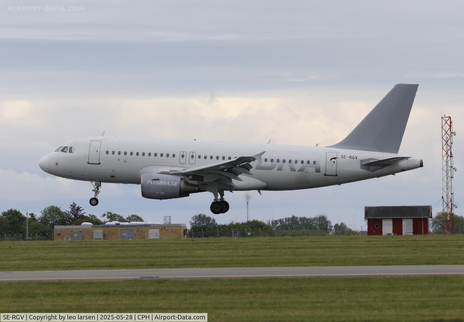 SE-RGV, 2004 Airbus A319-111 C/N 2283, Copenhagen 28.5.2025