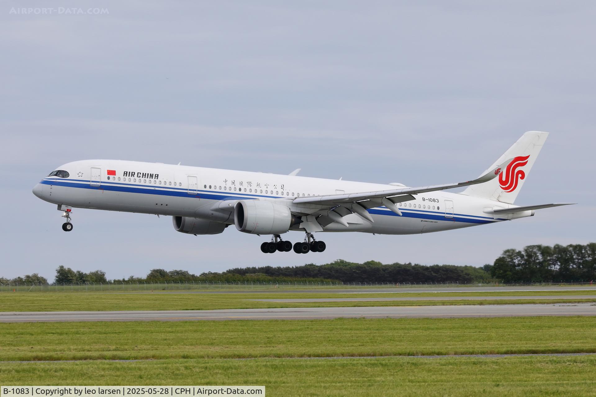 B-1083, 2018 Airbus A350-941 C/N 217, Copenhagen 28.5.2025
