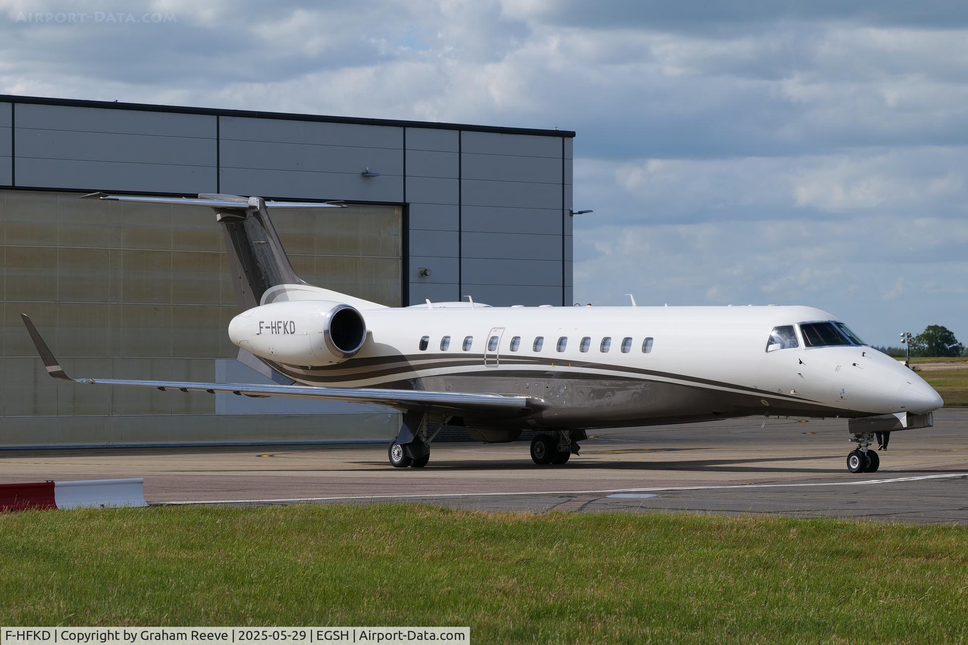 F-HFKD, 2005 Embraer EMB-135BJ Legacy C/N 14500933, Just landed at Norwich.