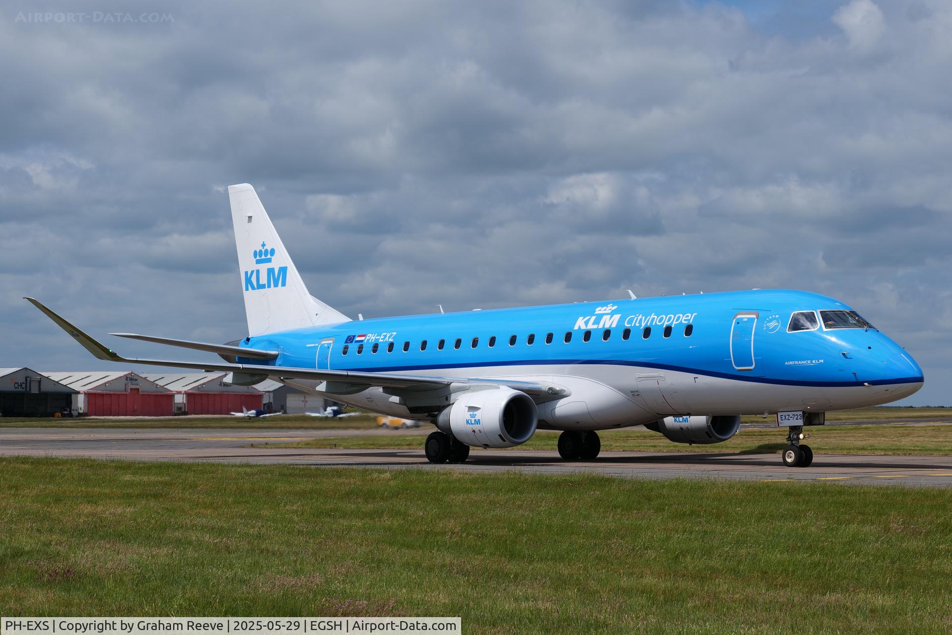 PH-EXS, 2017 Embraer 175STD (ERJ-170-200STD) C/N 17000702, Just landed at Norwich.