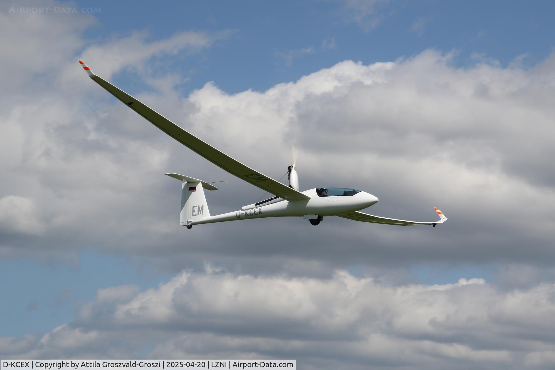 D-KCEX, Schempp-Hirth Ventus 3M C/N 052 MP, LZNI - Nitra Airport, Slovakia - Pribina Cup 2025