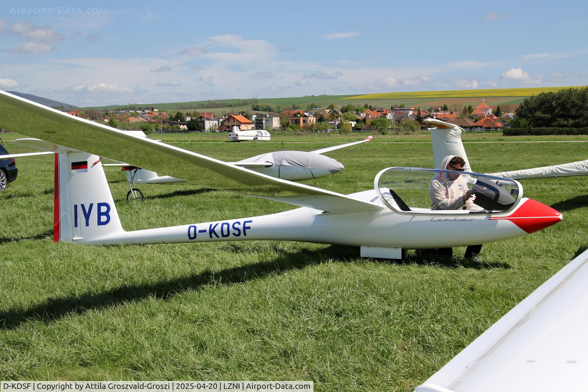 D-KDSF, 2018 Schempp-Hirth Ventus 3T C/N 042 TS, LZNI - Nitra Airport, Slovakia - Pribina Cup 2025