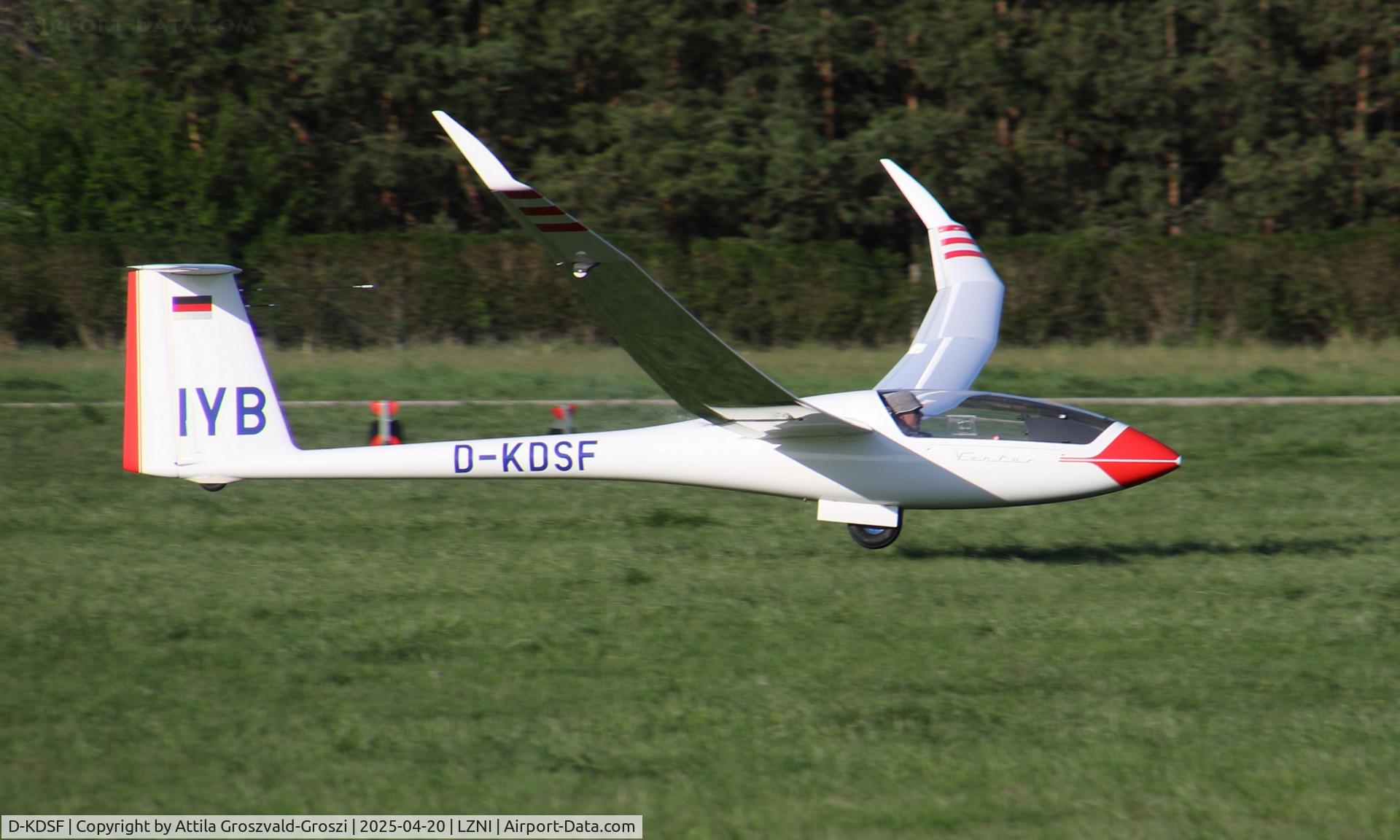 D-KDSF, 2018 Schempp-Hirth Ventus 3T C/N 042 TS, LZNI - Nitra Airport, Slovakia - Pribina Cup 2025