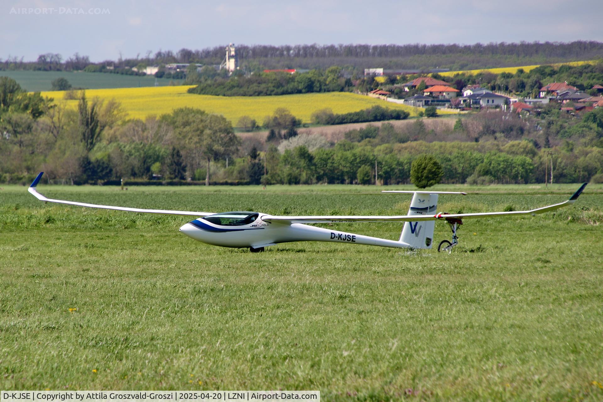 D-KJSE, Jonker JS-3-18 Rapture RES, LZNI - Nitra Airport, Slovakia - Pribina Cup 2025