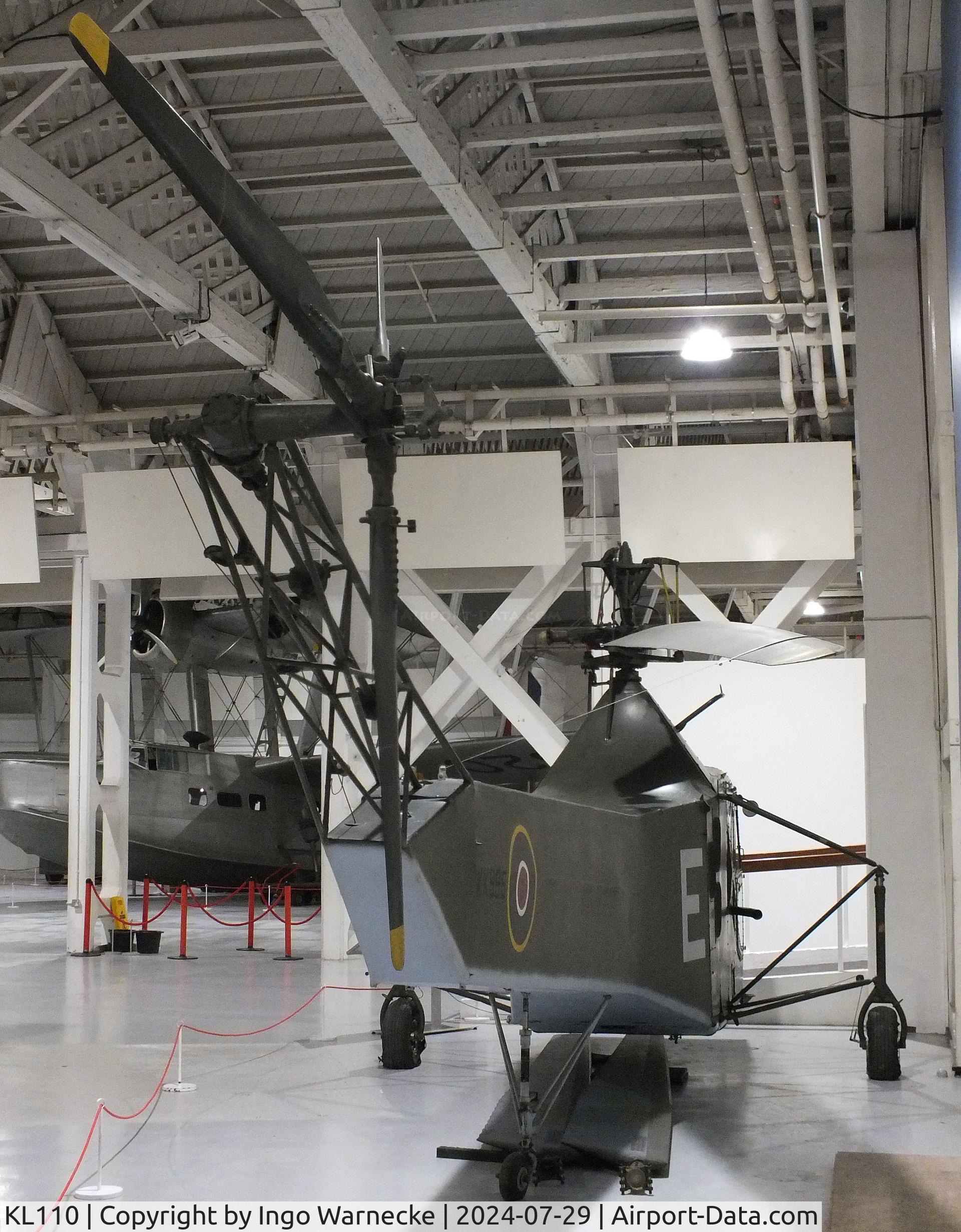 KL110, 1944 Sikorsky R-4B Hoverfly I C/N 140, Sikorsky R-4B Hoverfly Mk1 (containing parts of KK995) at the RAF Museum Hendon
