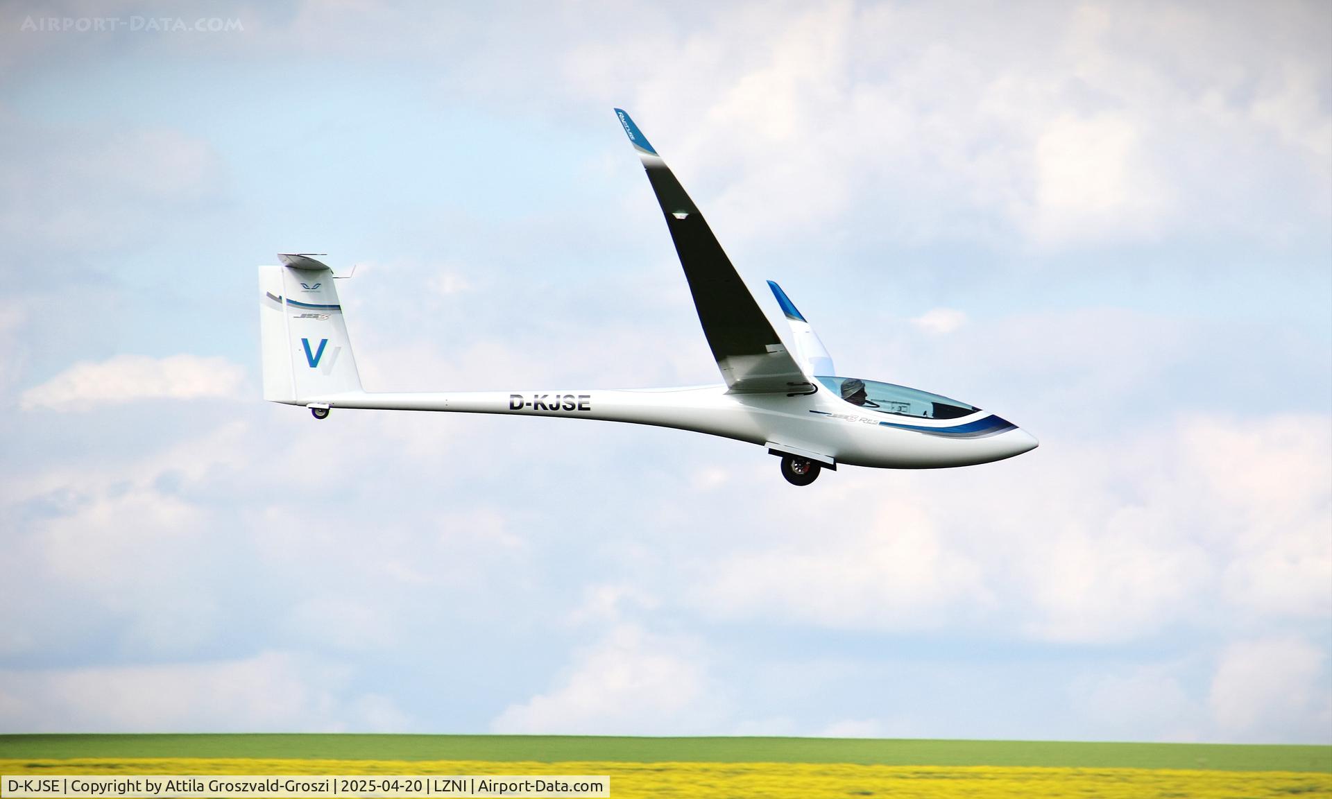 D-KJSE, Jonker JS-3-18 Rapture RES, LZNI - Nitra Airport, Slovakia - Pribina Cup 2025