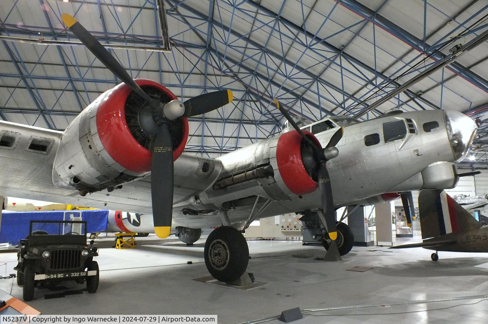 N5237V, 1945 Boeing B-17G Flying Fortress C/N 32509, Boeing B-17G Flying Fortress at the RAF Museum Hendon