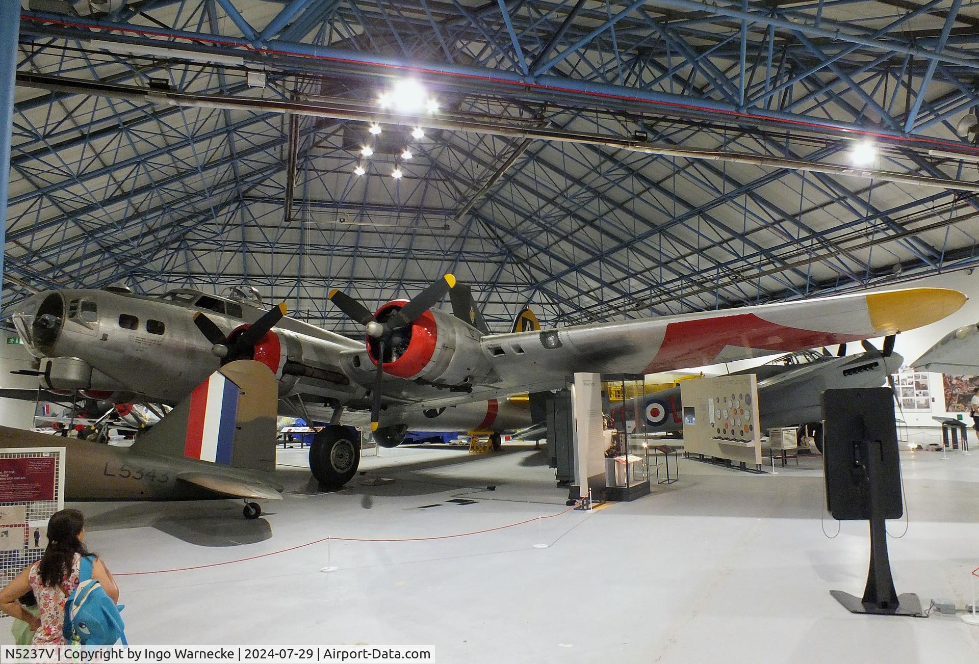 N5237V, 1945 Boeing B-17G Flying Fortress C/N 32509, Boeing B-17G Flying Fortress at the RAF Museum Hendon