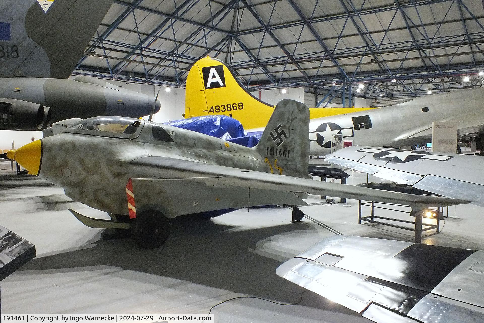 191461, 1945 Messerschmitt Me-163B-1a Komet C/N 191614, Messerschmitt Me 163B-1a Komet at the RAF Museum Hendon