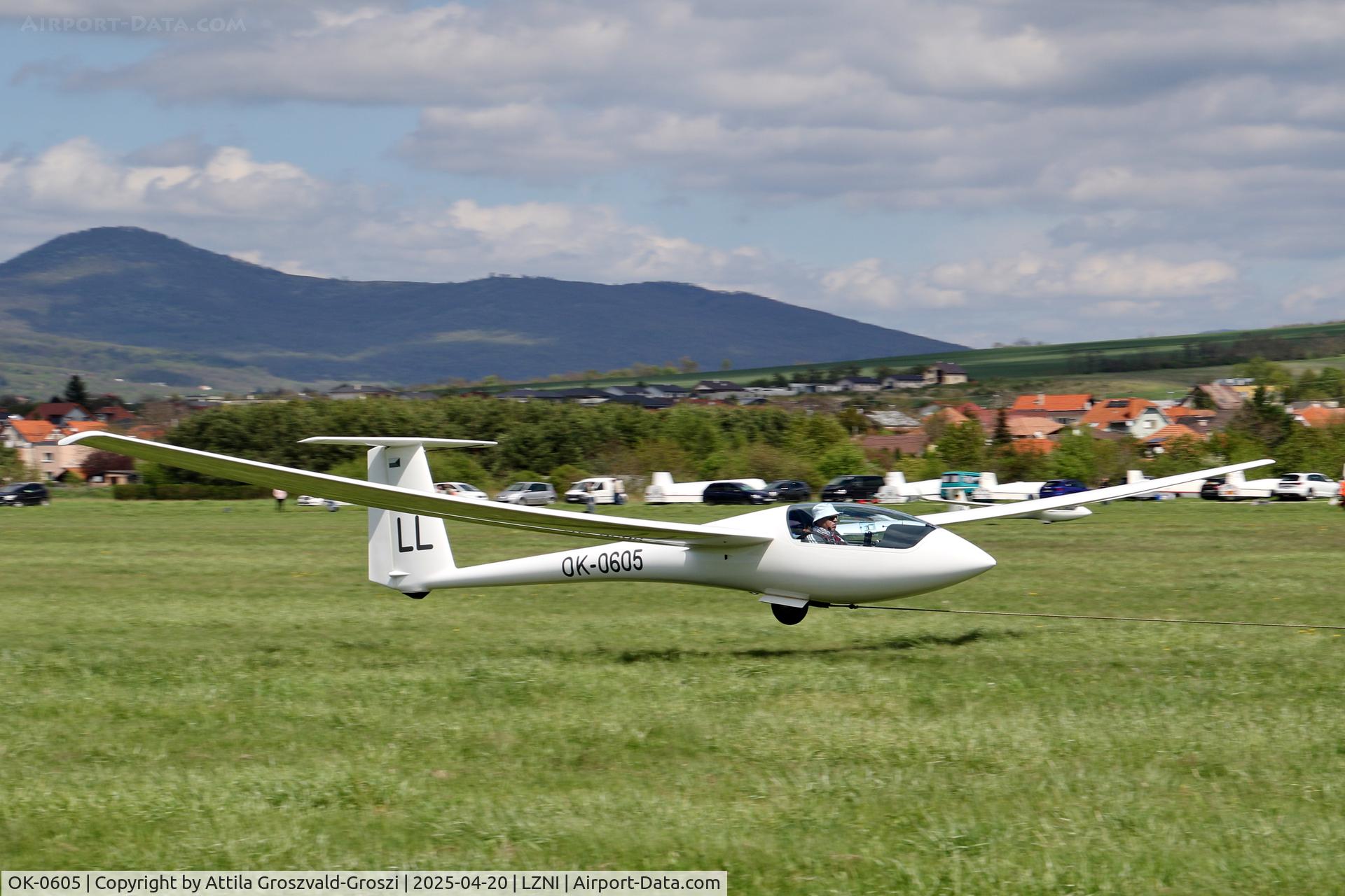OK-0605, Schleicher ASW 20 L C/N 20424, LZNI - Nitra Airport, Slovakia - Pribina Cup 2025