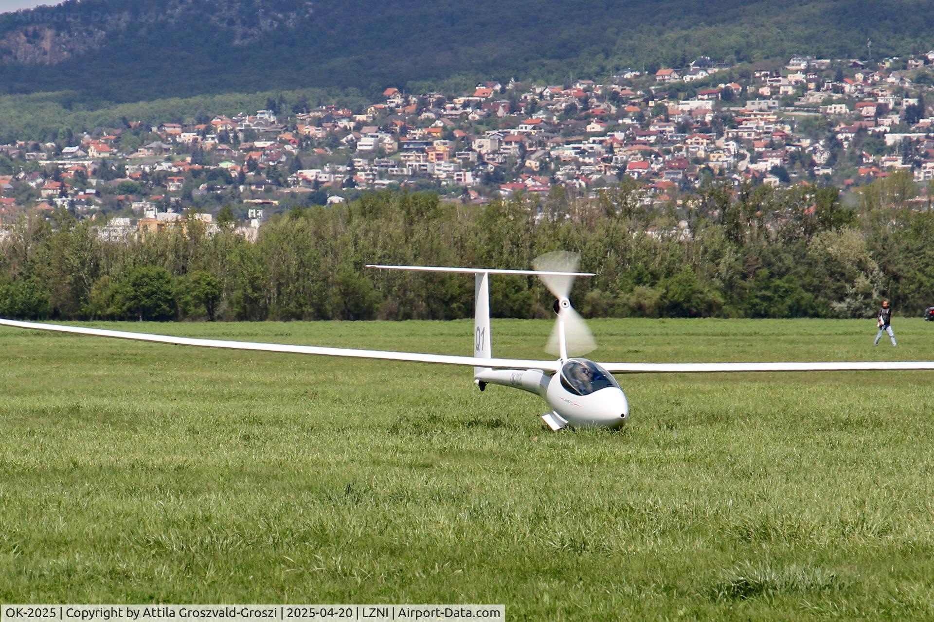 OK-2025, Jonker JS-3-18 Rapture RES C/N 3.MD104, LZNI - Nitra Airport, Slovakia - Pribina Cup 2025