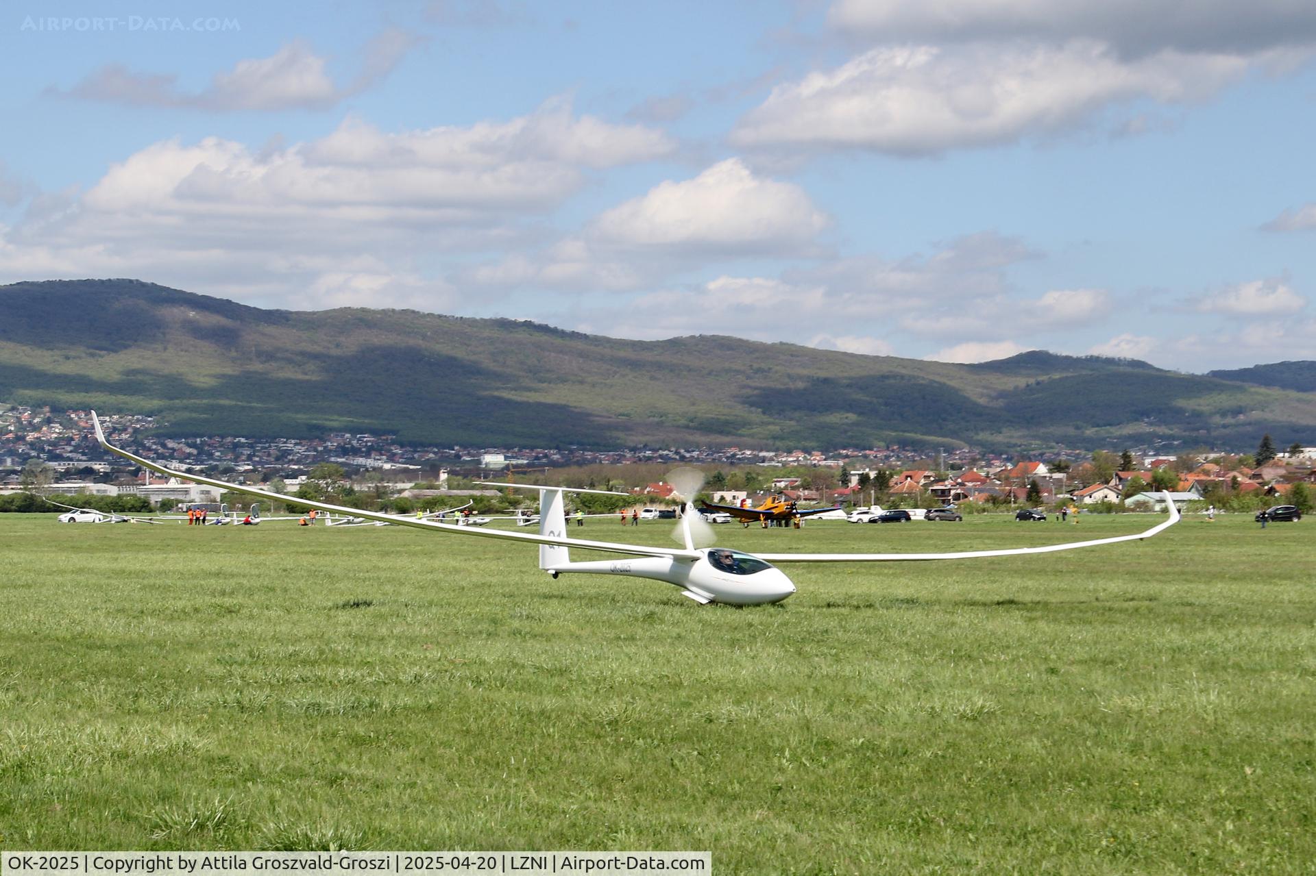 OK-2025, Jonker JS-3-18 Rapture RES C/N 3.MD104, LZNI - Nitra Airport, Slovakia - Pribina Cup 2025