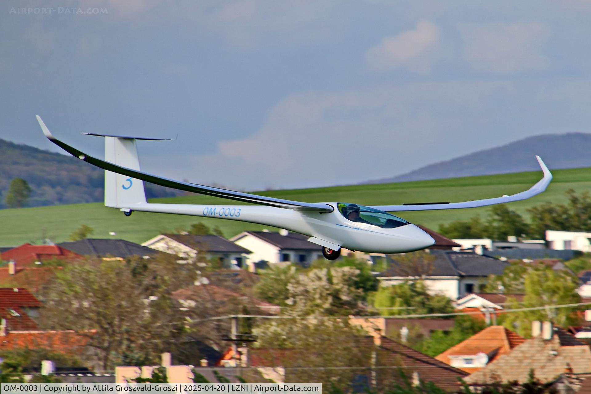 OM-0003, Jonker JS-3 Rapture C/N 3.MD056, LZNI - Nitra Airport, Slovakia - Pribina Cup 2025