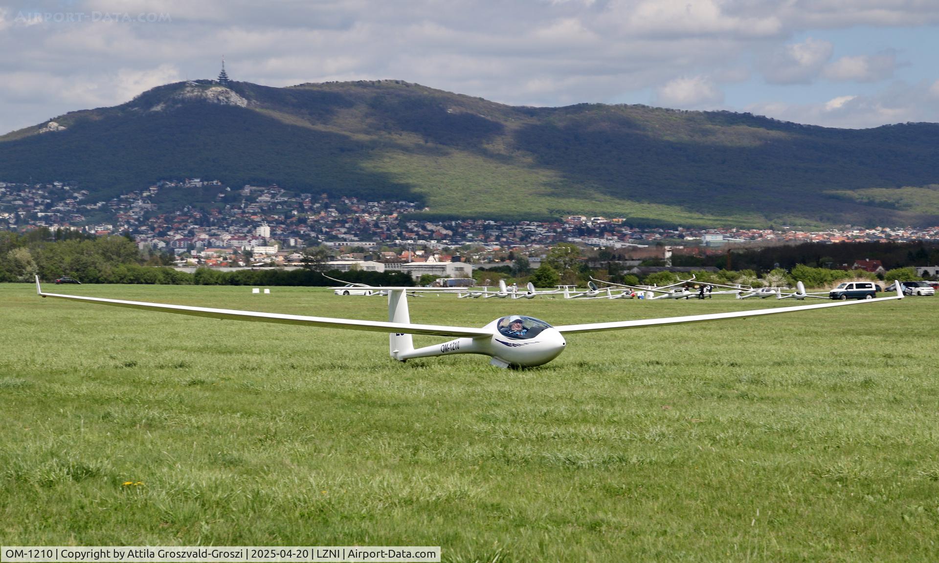 OM-1210, 1991 Schleicher ASW-24 C/N 24114, LZNI - Nitra Airport, Slovakia - Pribina Cup 2025
