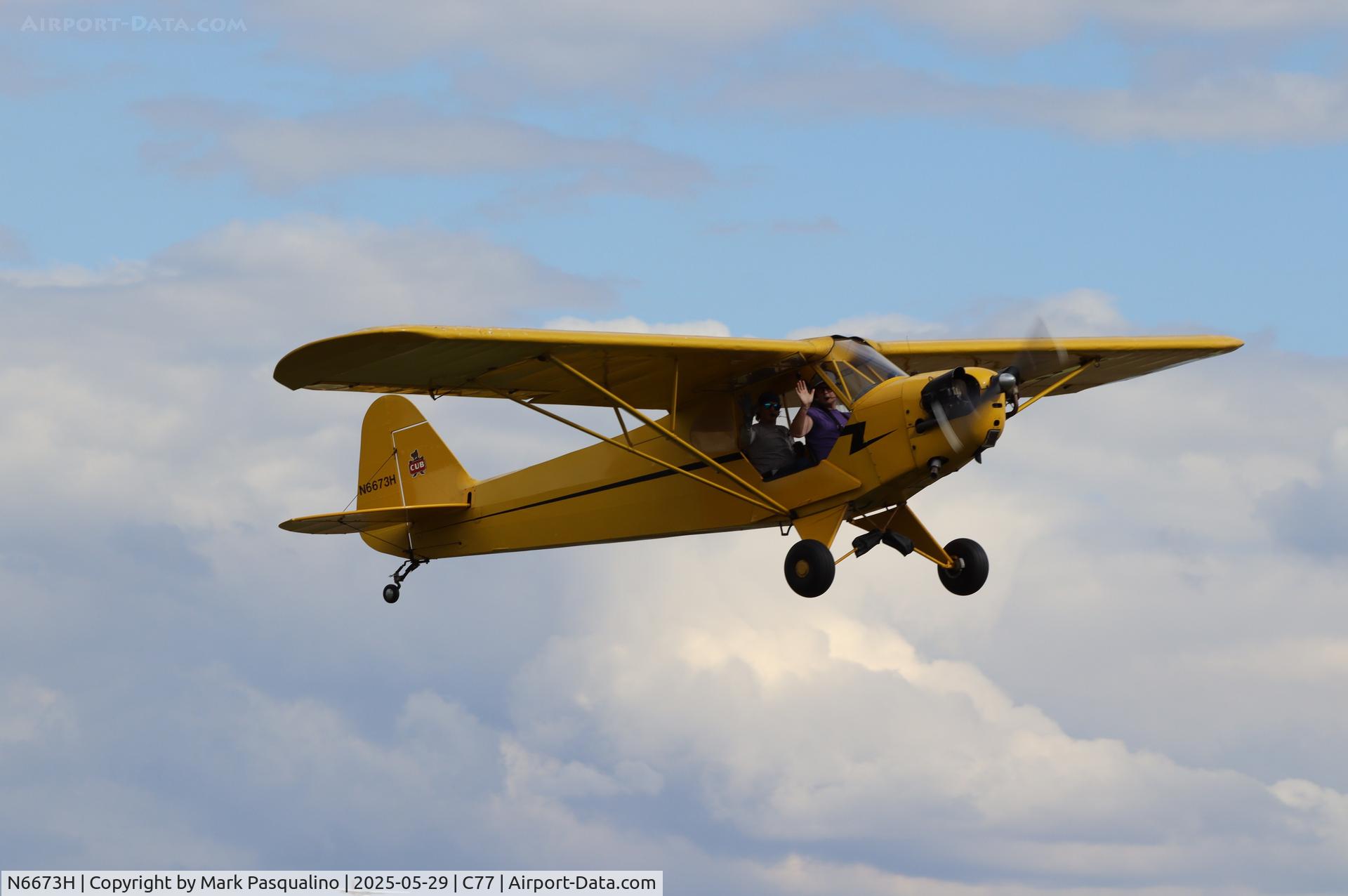 N6673H, 1946 Piper J3C-65 Cub C/N 19877, Piper J3C-65
