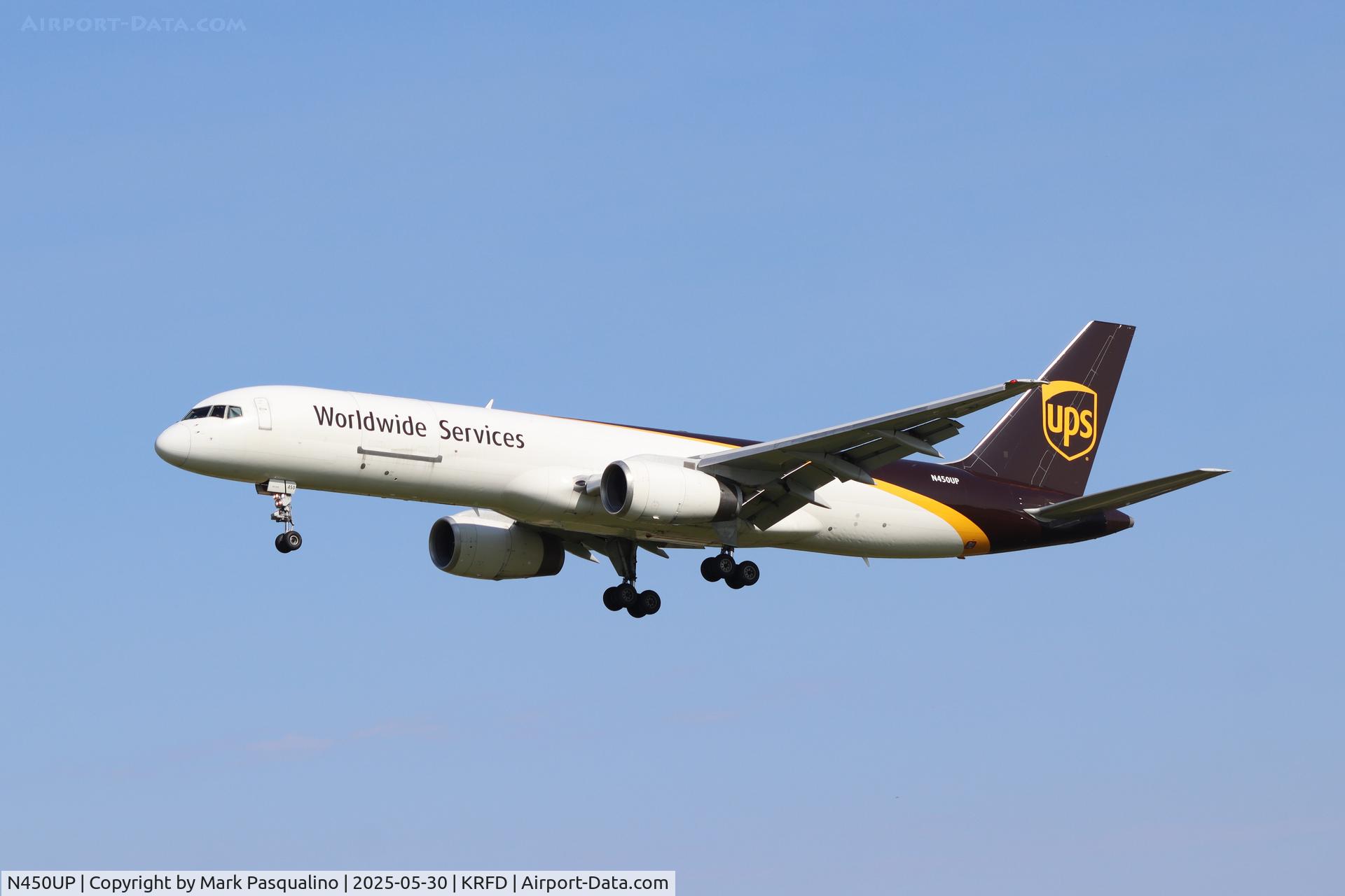N450UP, 1995 Boeing 757-24APF C/N 25472, Boeing 757-24APF