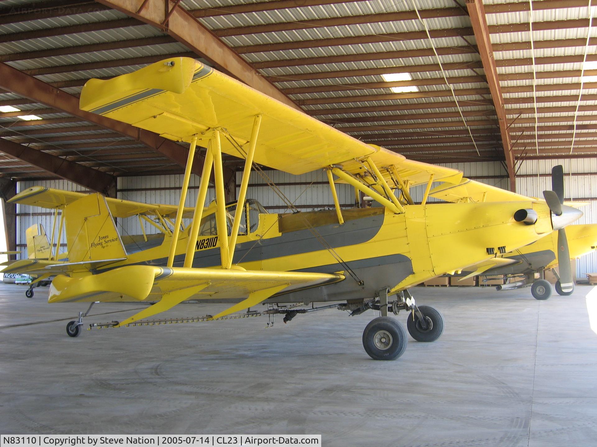 N83110, 1980 Schweizer Aircraft Corp G-164D C/N 11D, Chuck Jones Flying Service 1980 Schweizer G-164D Ag-Cat rigged as sprayer at their Biggs, CA base
