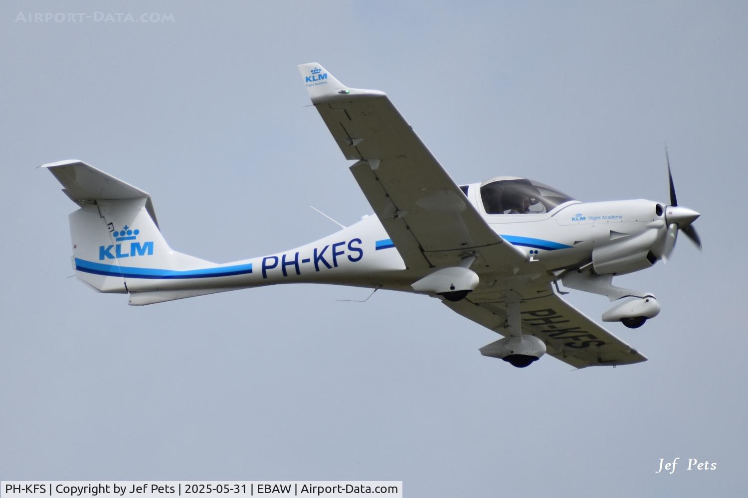 PH-KFS, 2024 Diamond DA-40 NG Diamond Star Diamond Star C/N 40.N634, Departing Antwerp Airport.