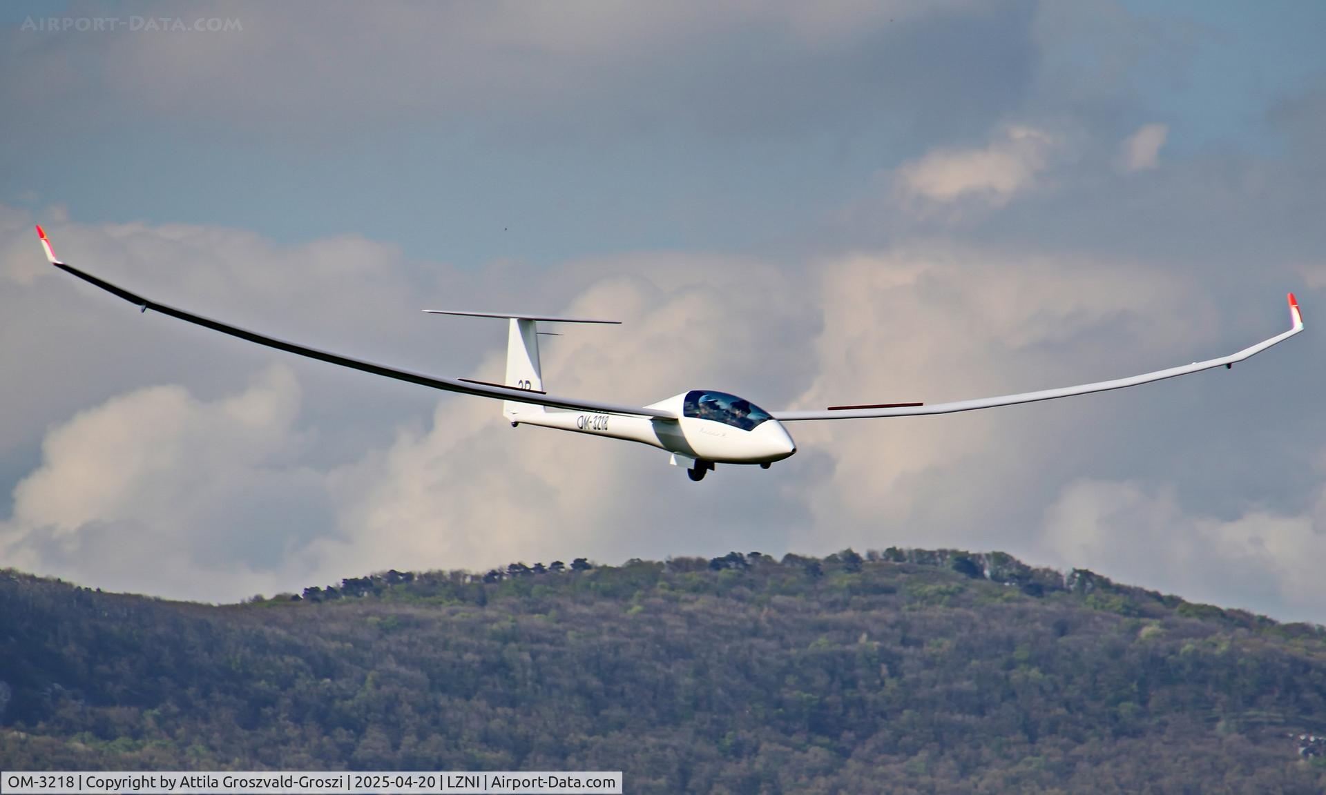 OM-3218, 2020 Schempp-Hirth Arcus M C/N 218, LZNI - Nitra Airport, Slovakia - Pribina Cup 2025