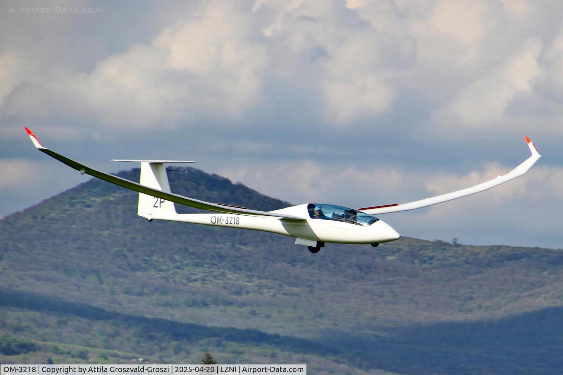 OM-3218, 2020 Schempp-Hirth Arcus M C/N 218, LZNI - Nitra Airport, Slovakia - Pribina Cup 2025