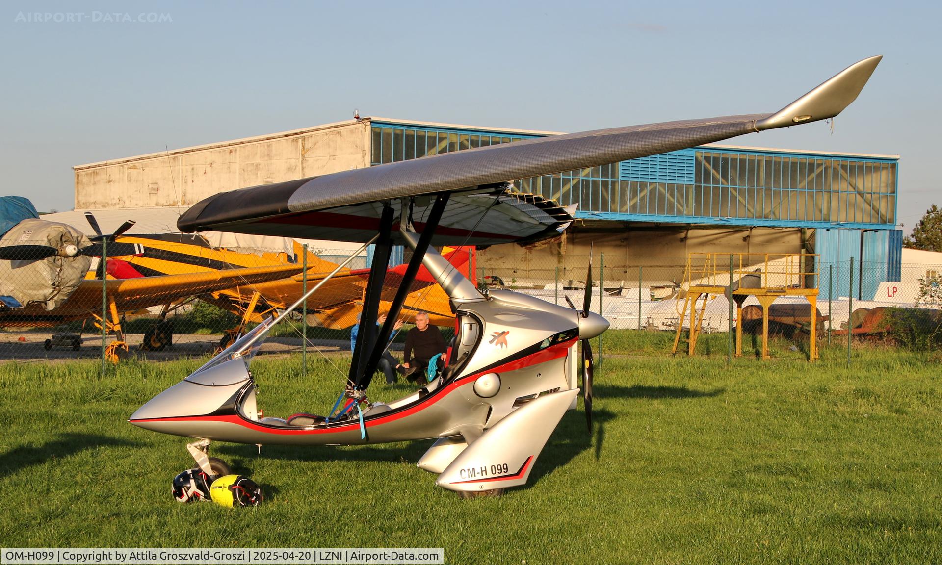 OM-H099, XX-Style XX-style / Apollo C-15DD Topless, LZNI - Nitra Airport, Slovakia