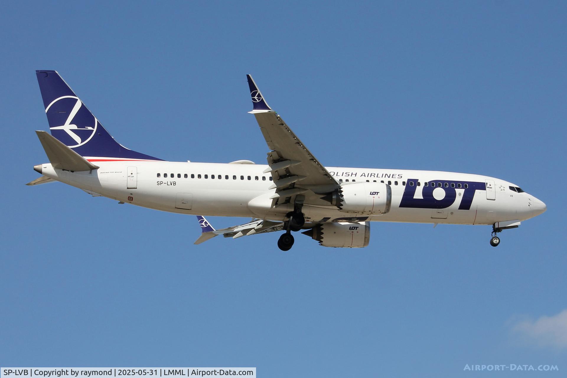 SP-LVB, 2017 Boeing 737-8 MAX C/N 64068, Boeing 737-8 MAX reg SP-LVB of LOT Polish Airlines approaching RW13 in Malta.