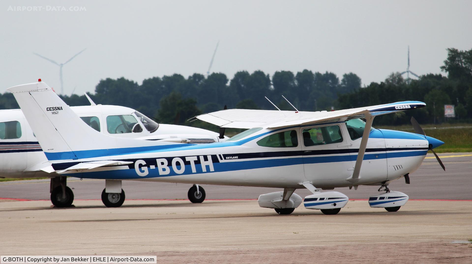 G-BOTH, 1979 Cessna 182Q Skylane C/N 182-67558, Lelystad Airport