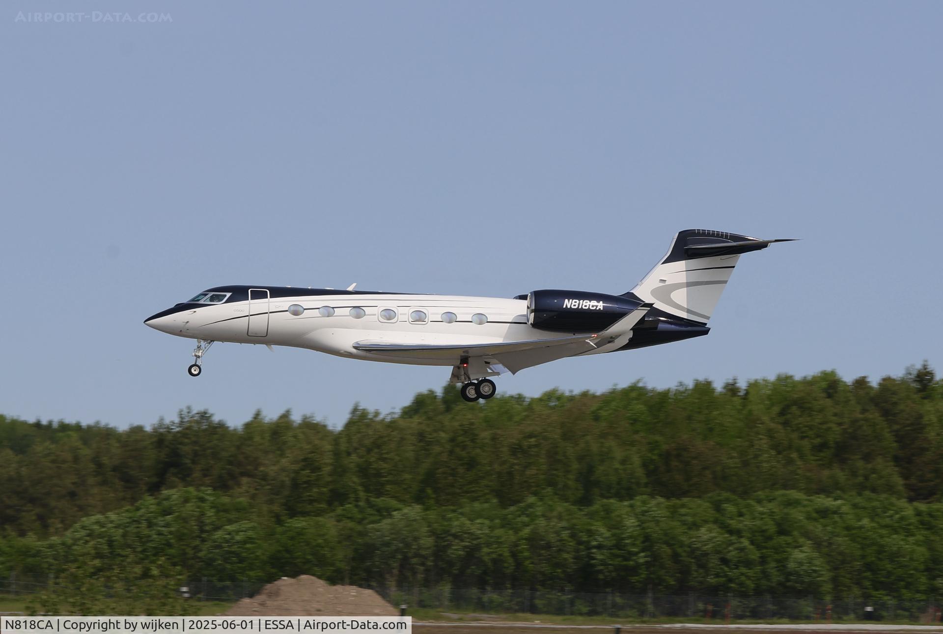 N818CA, 2021 Gulfstream GVII-G500 C/N 72078, Rwy 26