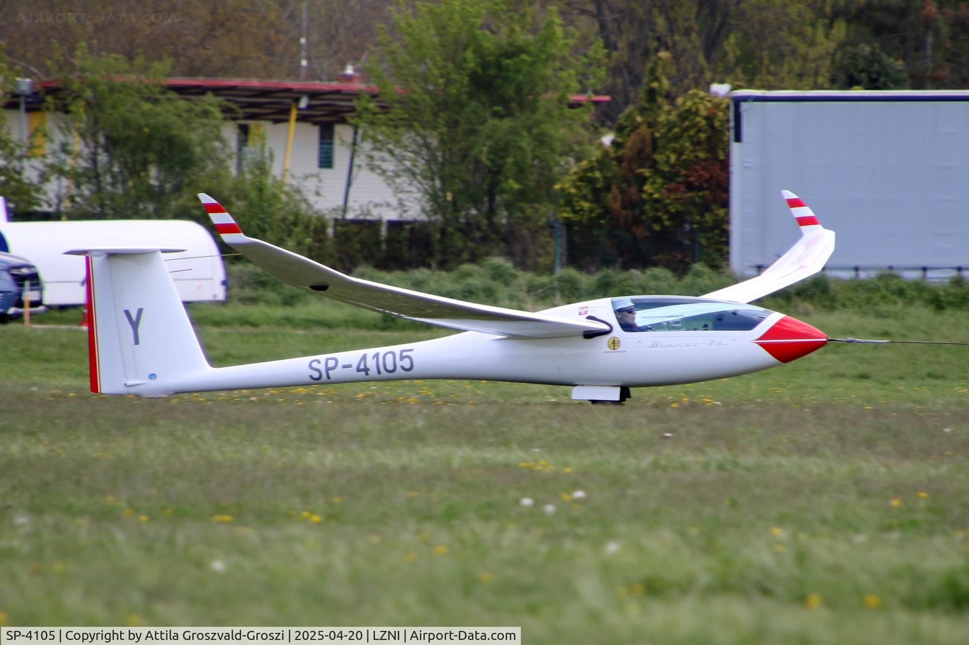 SP-4105, 2005 Schempp-Hirth Discus 2a C/N 242, LZNI - Nitra Airport, Slovakia - Pribina Cup 2025.