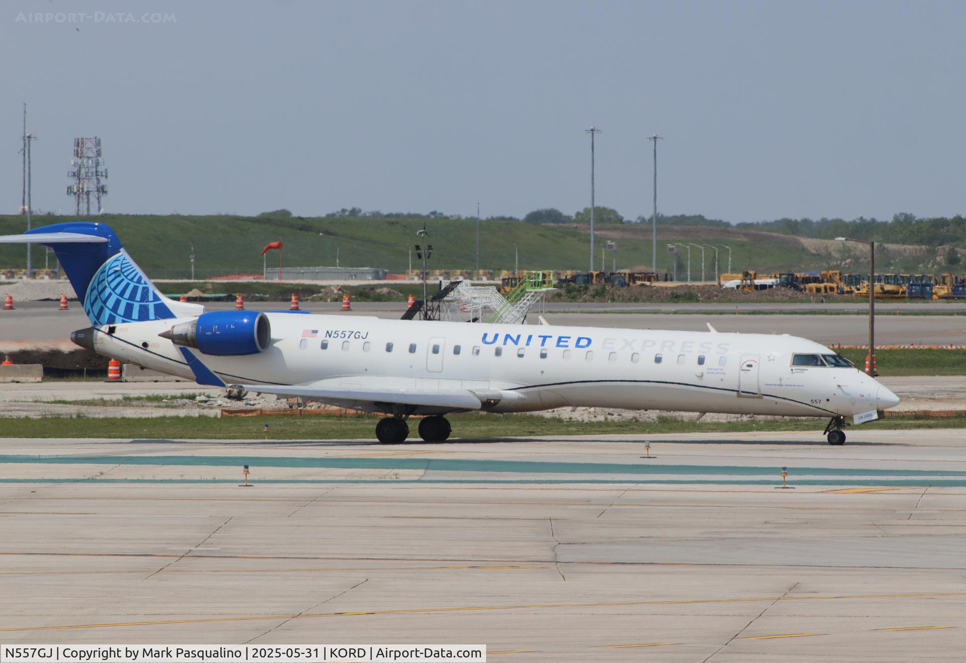 N557GJ, 2003 Bombardier CRJ-701 (CL-600-2C10) Regional Jet C/N 10017, CL-600-2C10