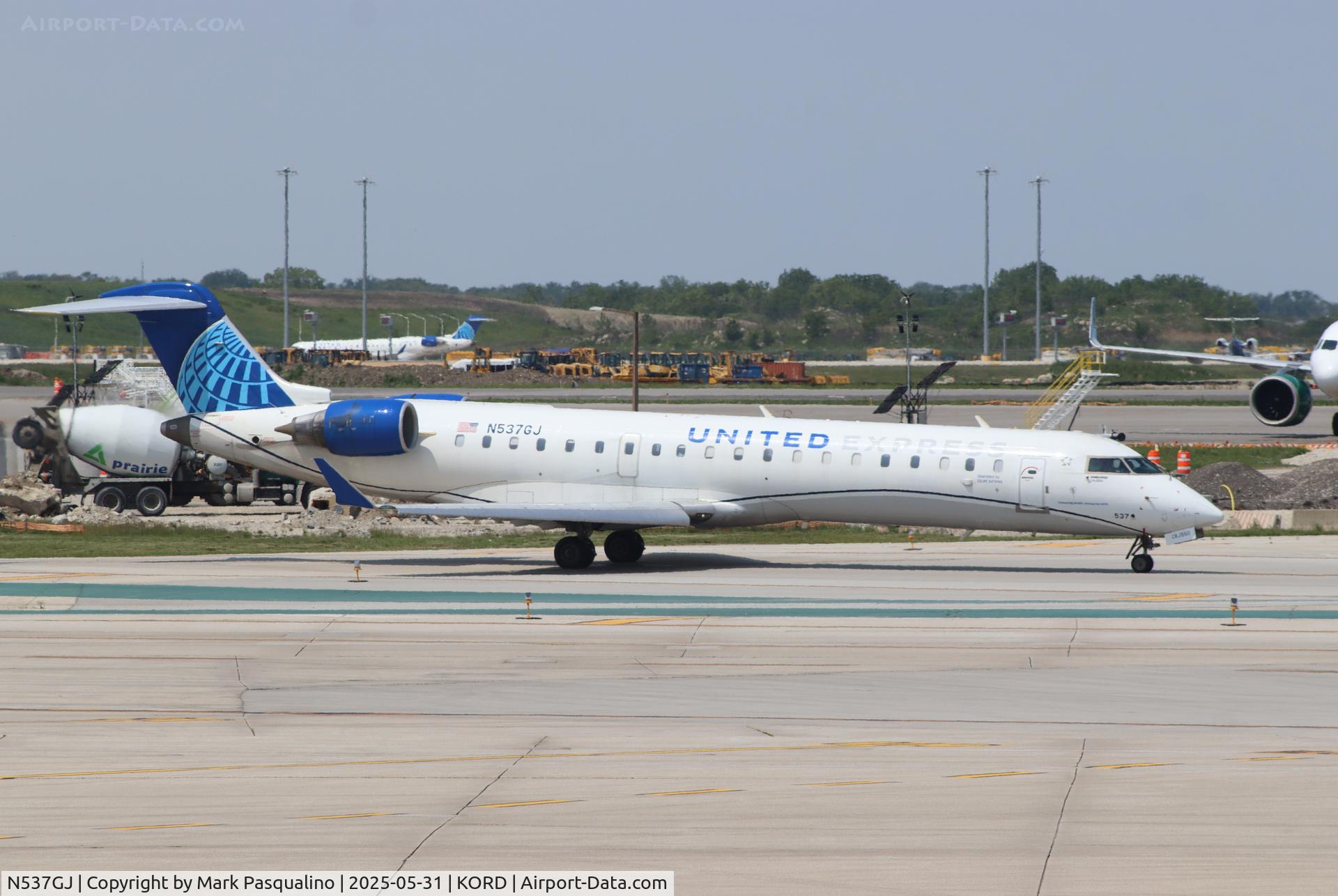 N537GJ, 2005 Bombardier CRJ-702 (CL-600-2C10) Regional Jet C/N 10237, CL-600-2C10