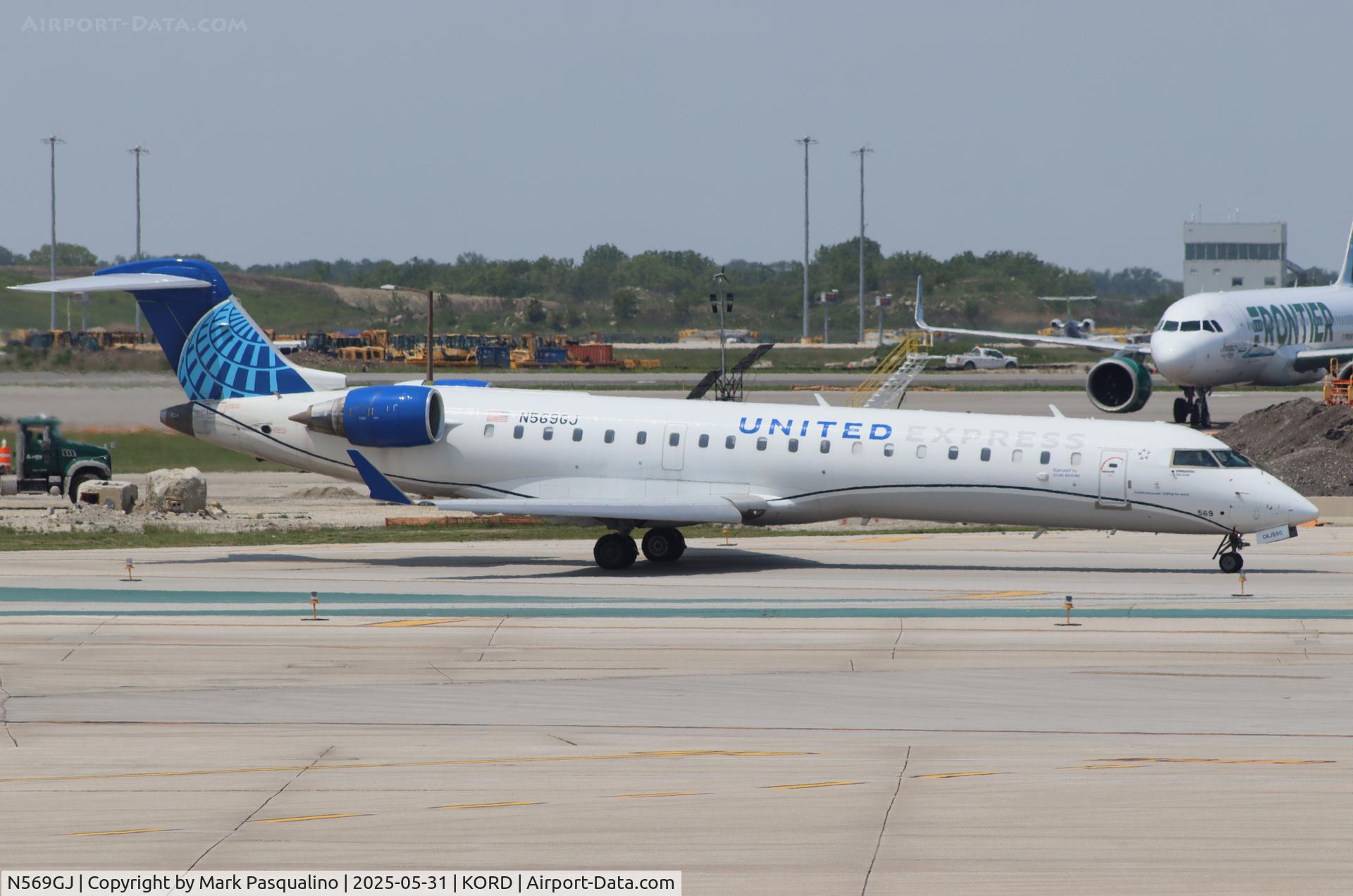 N569GJ, 2003 Bombardier CRJ-700 (CL-600-2C10) Regional Jet C/N 10109, CL-600-2C10
