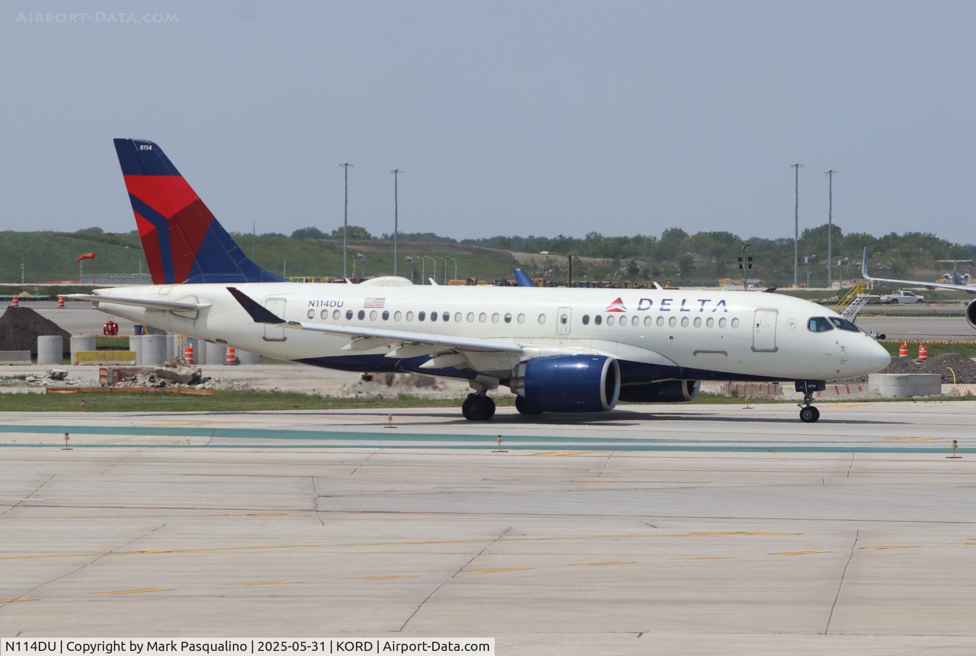 N114DU, 2019 Airbus A220-171 C/N 50033, Airbus A220-171