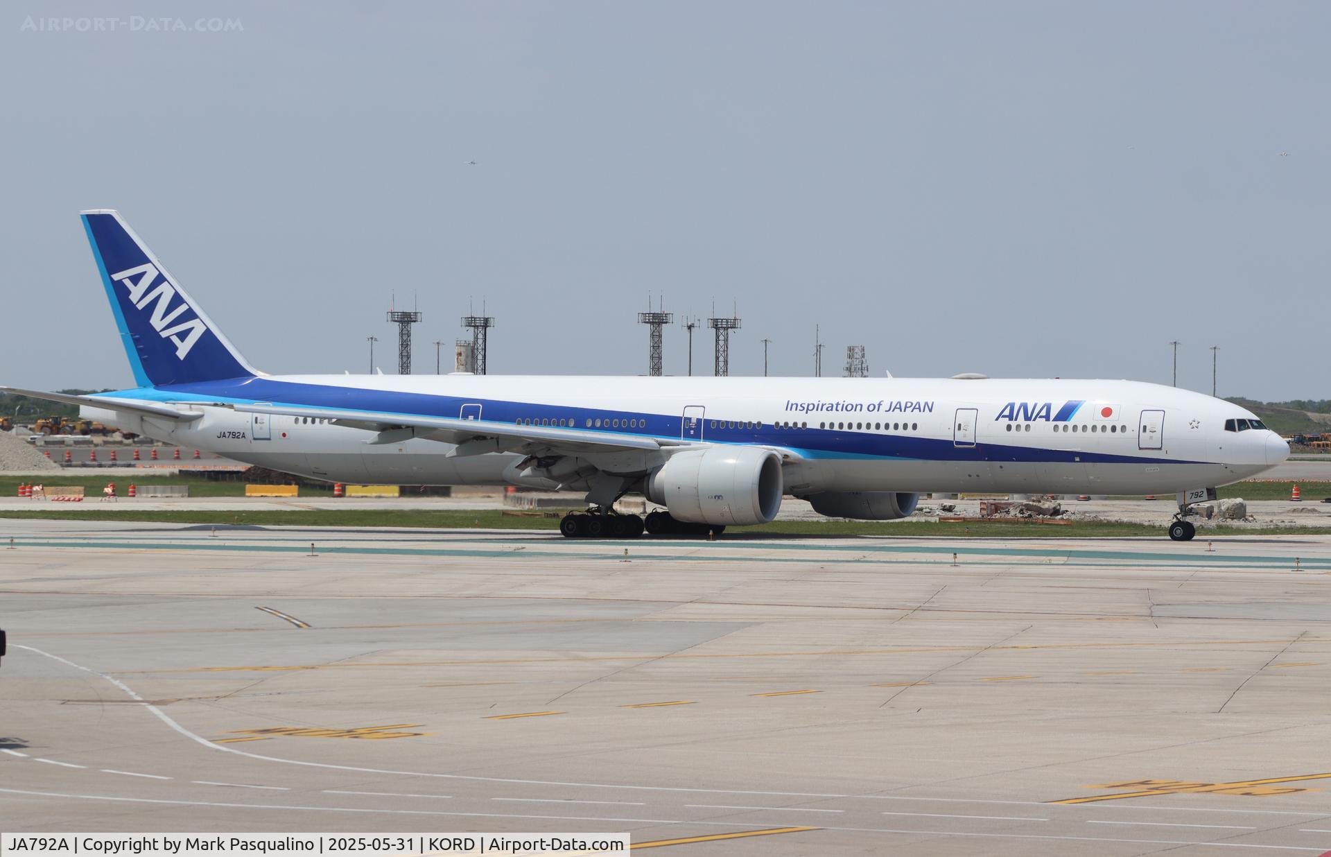 JA792A, 2015 Boeing 777-381/ER C/N 60381, Boeing 777-381/ER