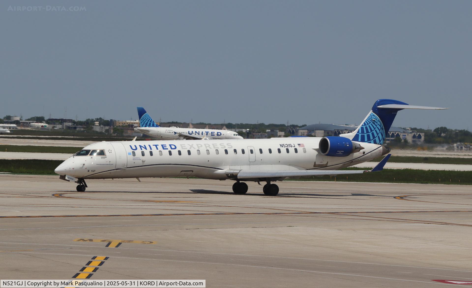 N521GJ, Bombardier CRJ-702ER NG (CL-600-2C10) Regional Jet C/N 10282, CL-600-2C10