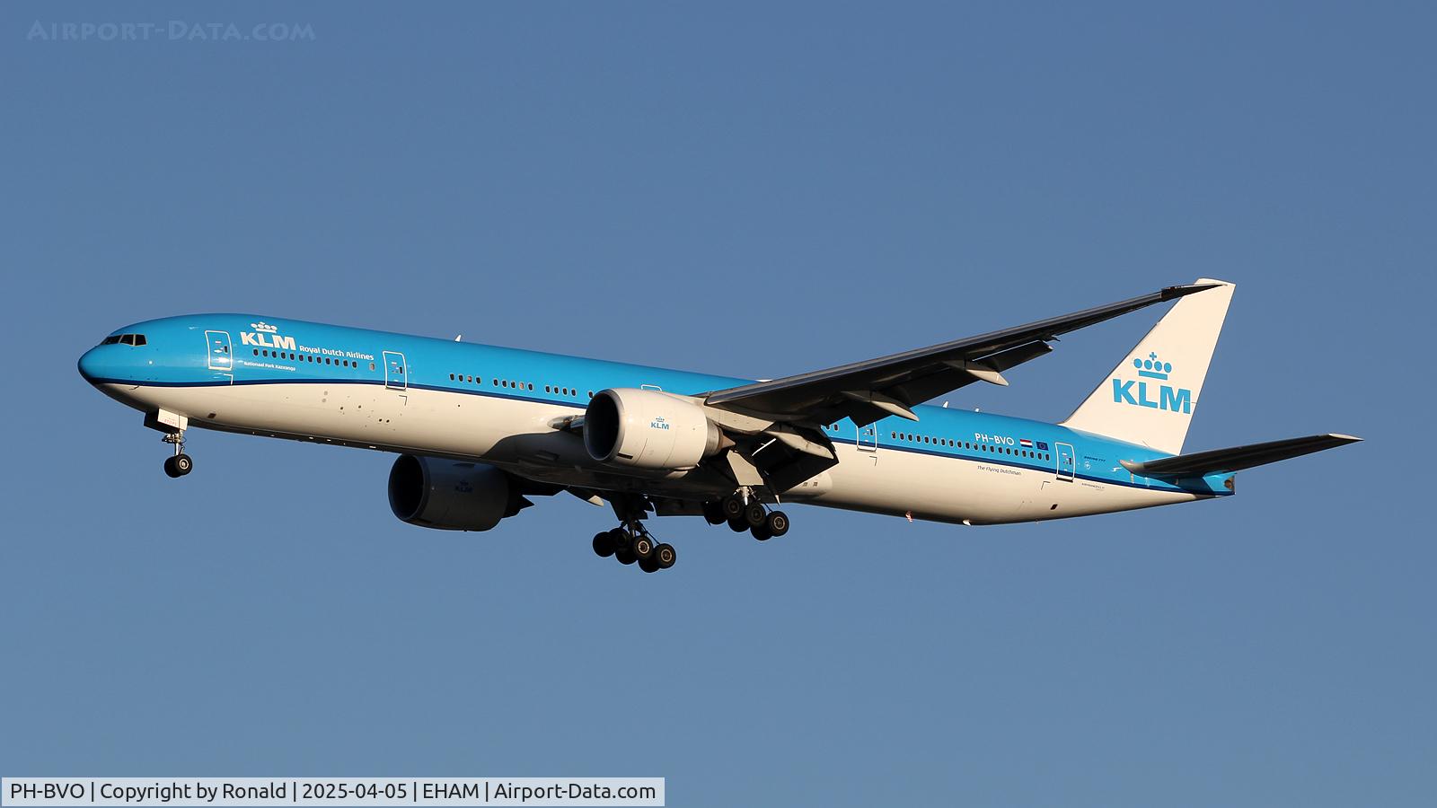 PH-BVO, 2015 Boeing 777-306/ER C/N 35946, at eham
