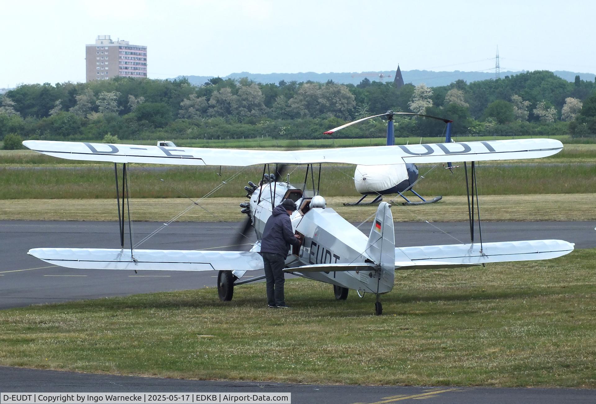 D-EUDT, 1940 Focke-Wulf Fw-44J Stieglitz C/N 2775, Focke-Wulf Fw 44J Stieglitz at Bonn-Hangelar airfield '2505