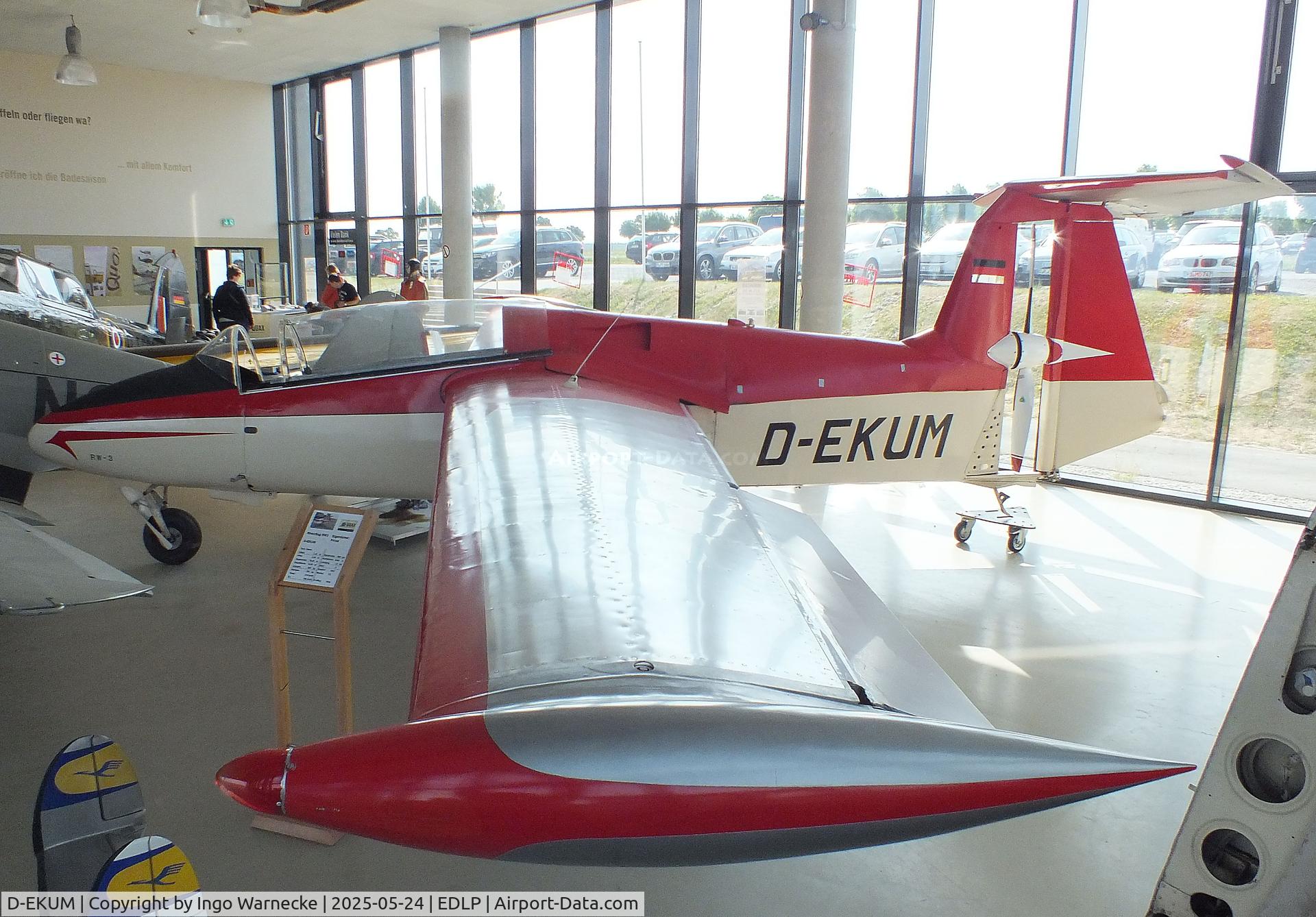 D-EKUM, RFB RW3-P75 Multoplan C/N 02, Rhein-Flugzeugbau (Fischer) RW-3-P75 Multoplan at the 2025 Quax Hangartage / Hangardays at Paderborn Lippstadt airport