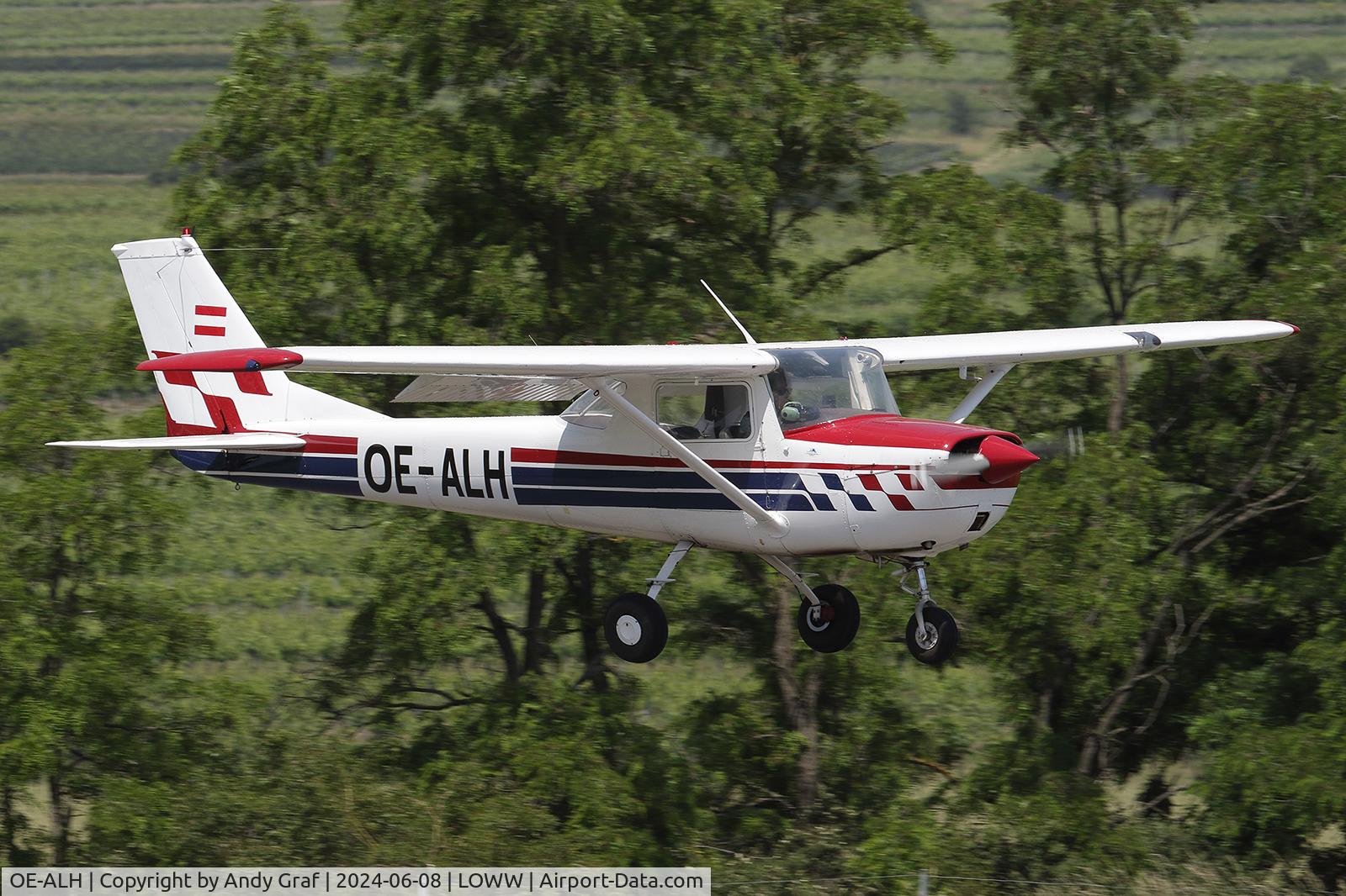 OE-ALH, 1970 Reims FA150K Aerobat C/N FA1500050, Reims F150