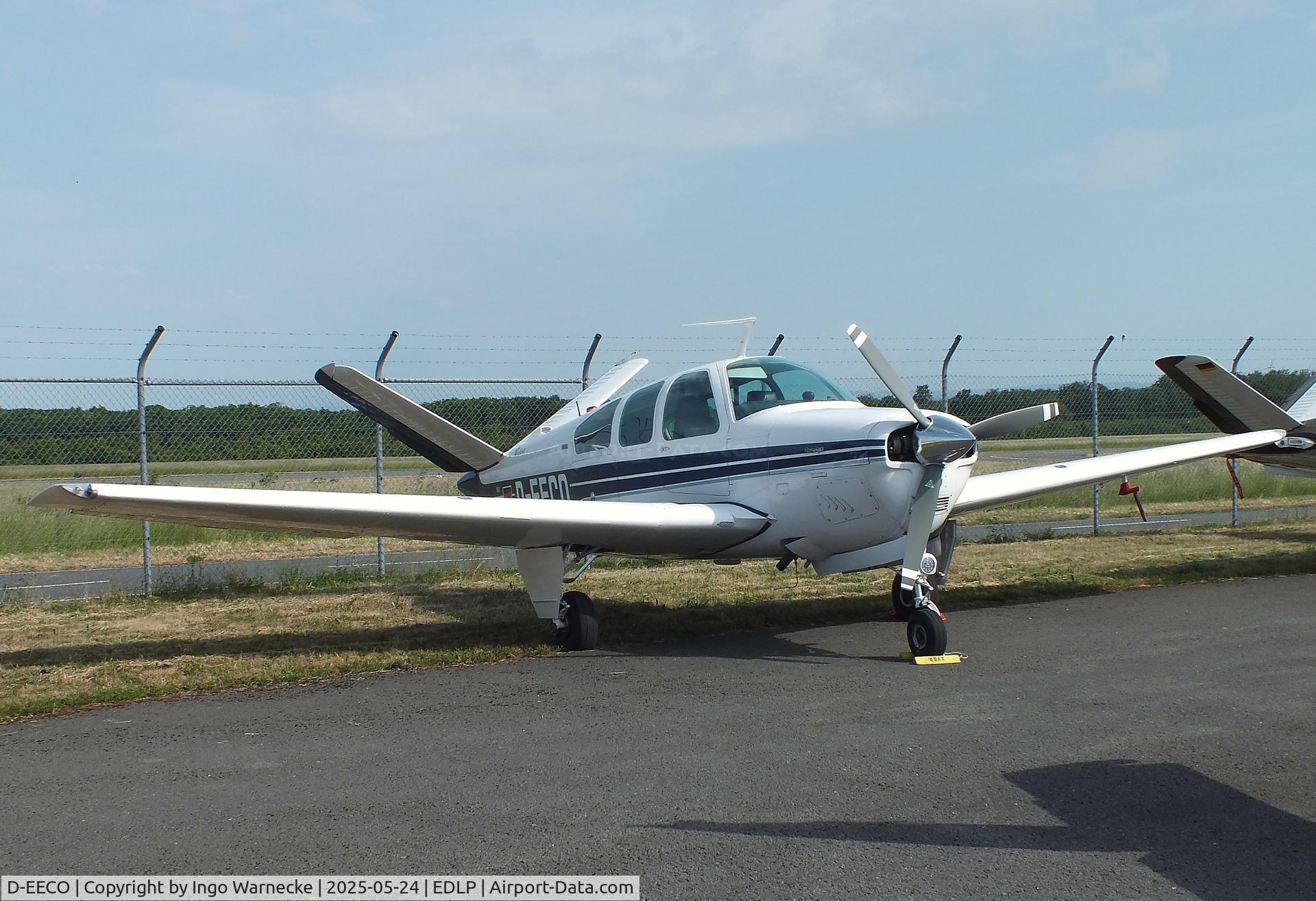 D-EECO, 1972 Beech V35B Bonanza C/N D-9339, Beechcraft V35B Bonanza at the 2025 Quax Hangartage / Hangardays at Paderborn Lippstadt airport