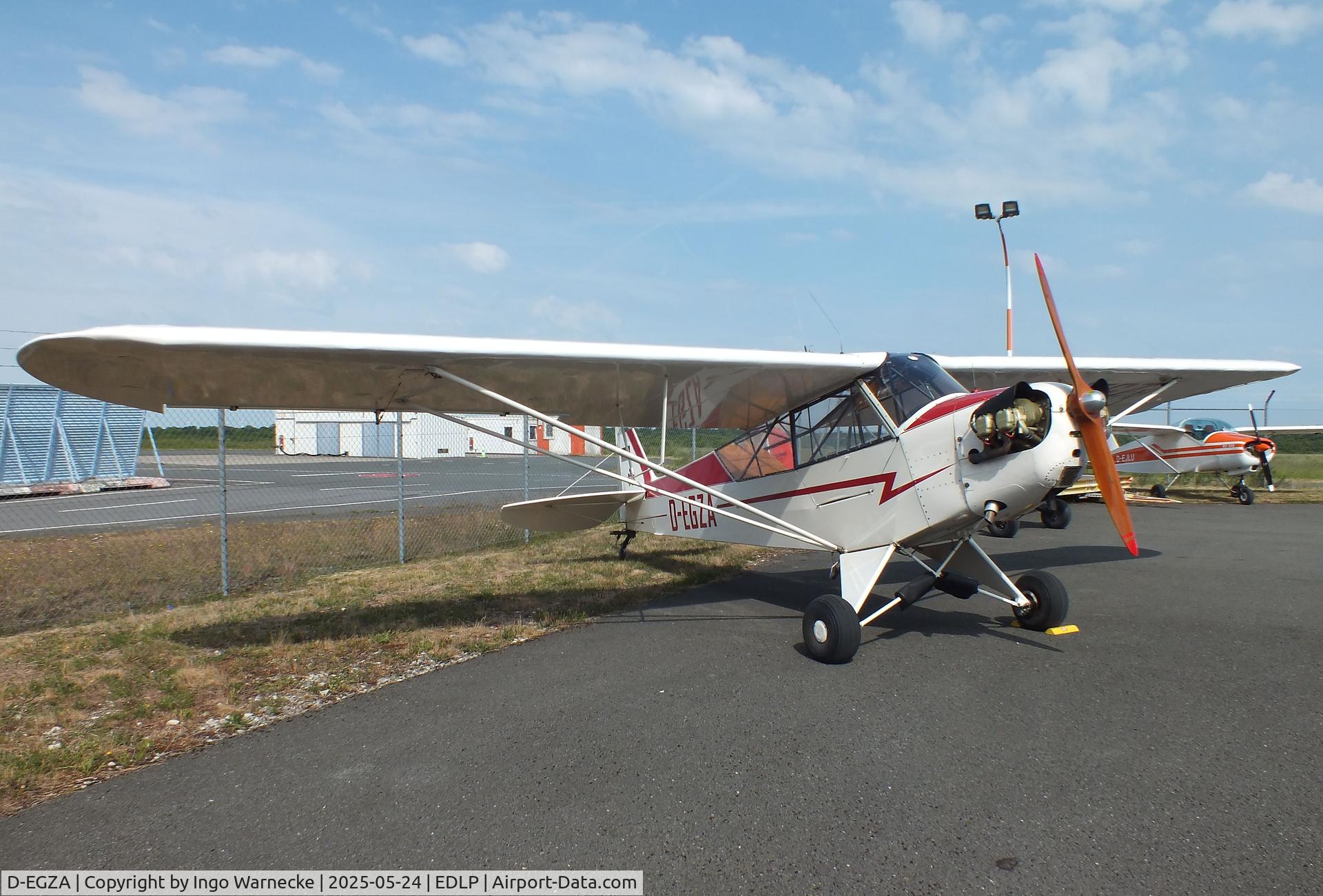 D-EGZA, 1964 Piper J-3C-65 Cub C/N 10086, Piper J3C-65 Cub at the 2025 Quax Hangartage / Hangardays at Paderborn Lippstadt airport