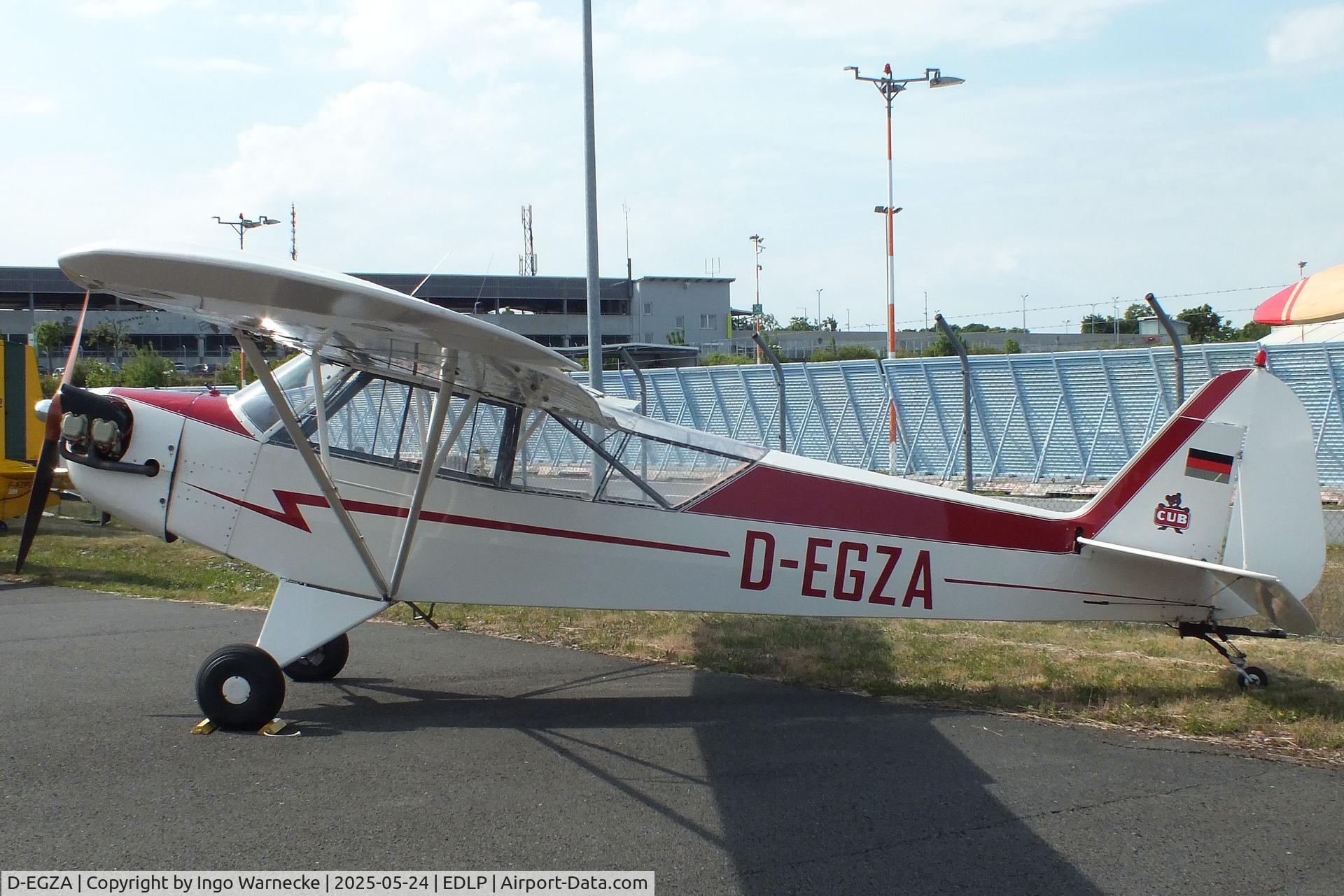 D-EGZA, 1964 Piper J-3C-65 Cub C/N 10086, Piper J3C-65 Cub at the 2025 Quax Hangartage / Hangardays at Paderborn Lippstadt airport