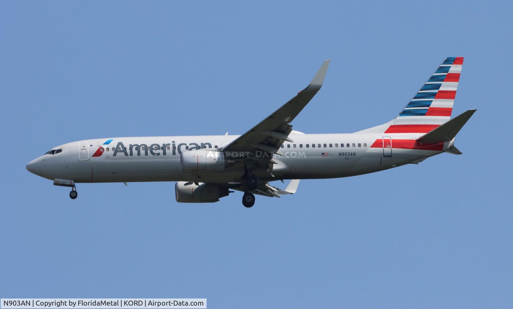 N903AN, 1999 Boeing 737-823 C/N 29505, AAL 738 zx den-ord