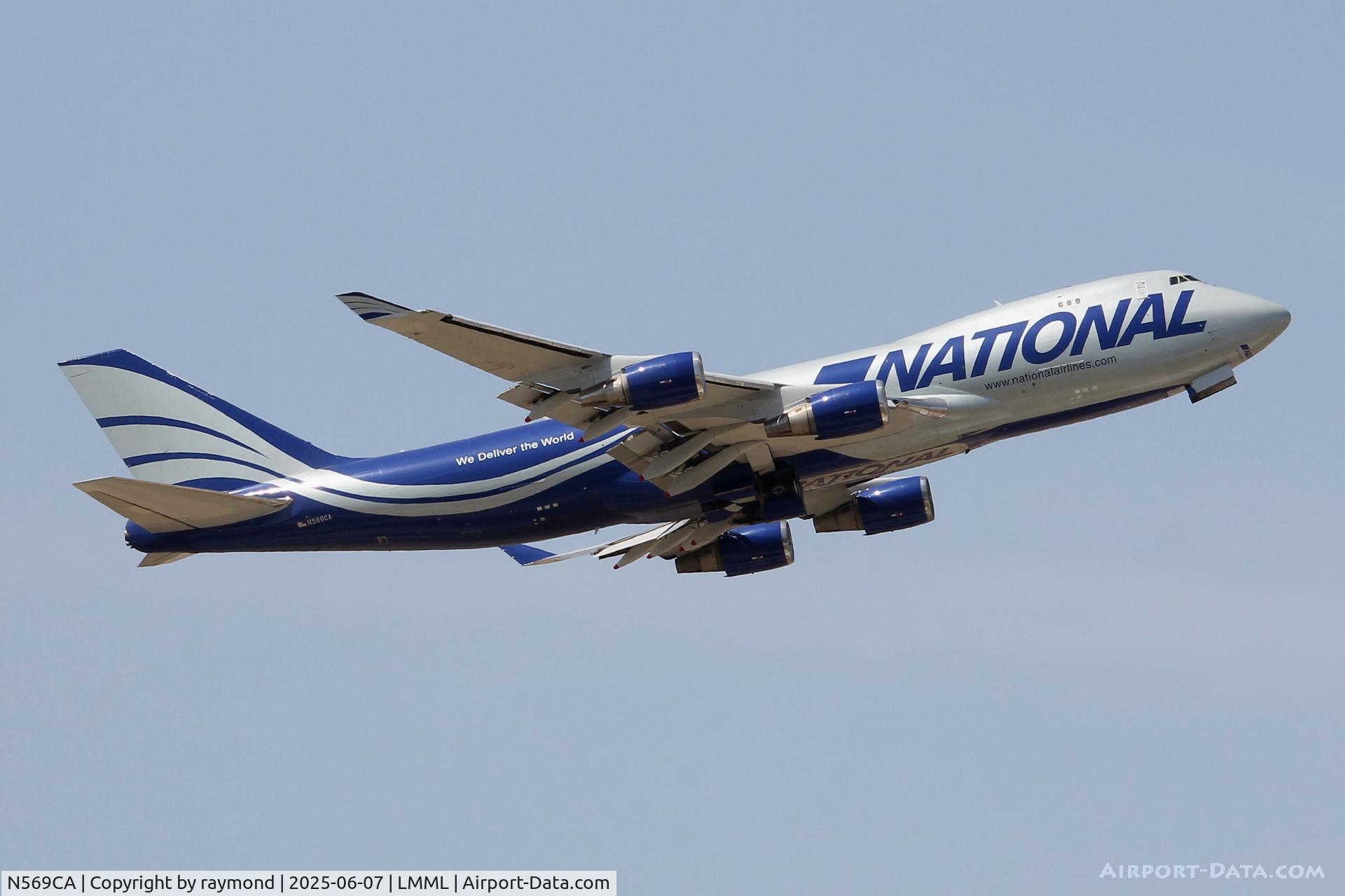 N569CA, 2007 Diamond DA-40 Diamond Star C/N 40.823, On take off from Malta, National Airlines Boeing 747-409F reg N569CA.