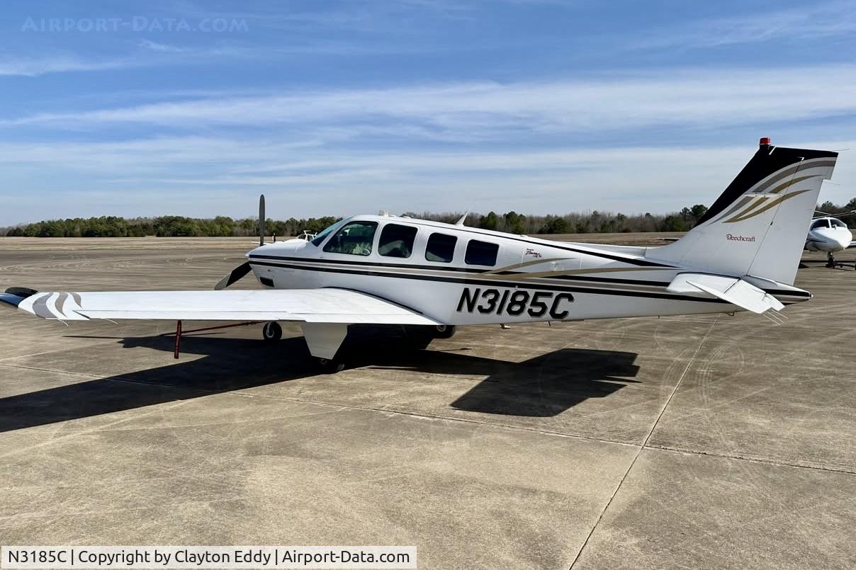 N3185C, 2000 Raytheon Aircraft Company A36 Bonanza C/N E-3324, Not my pic
