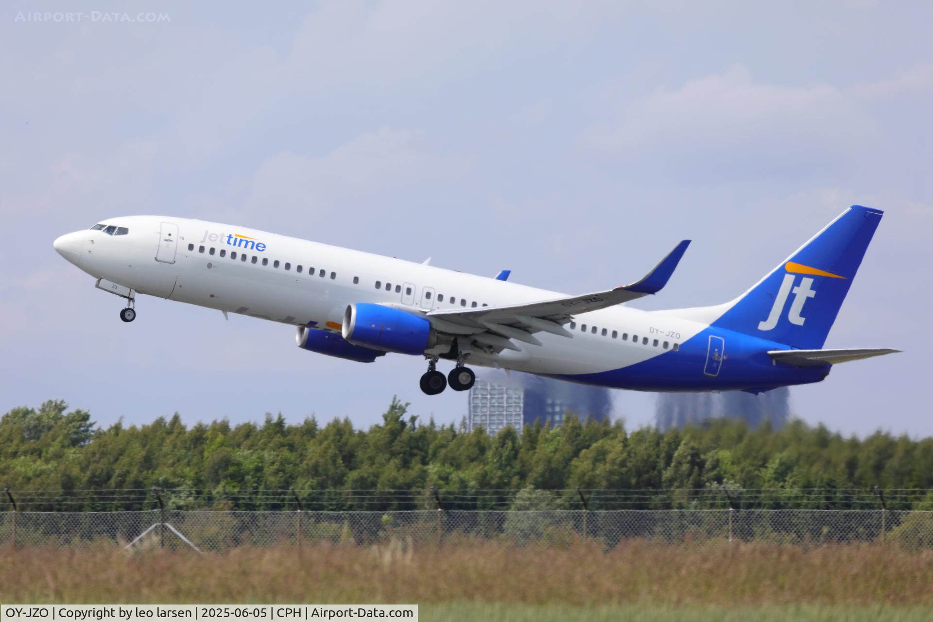 OY-JZO, 2013 Boeing 737-8U3 C/N 38072, Copenhagen 5.6.2025