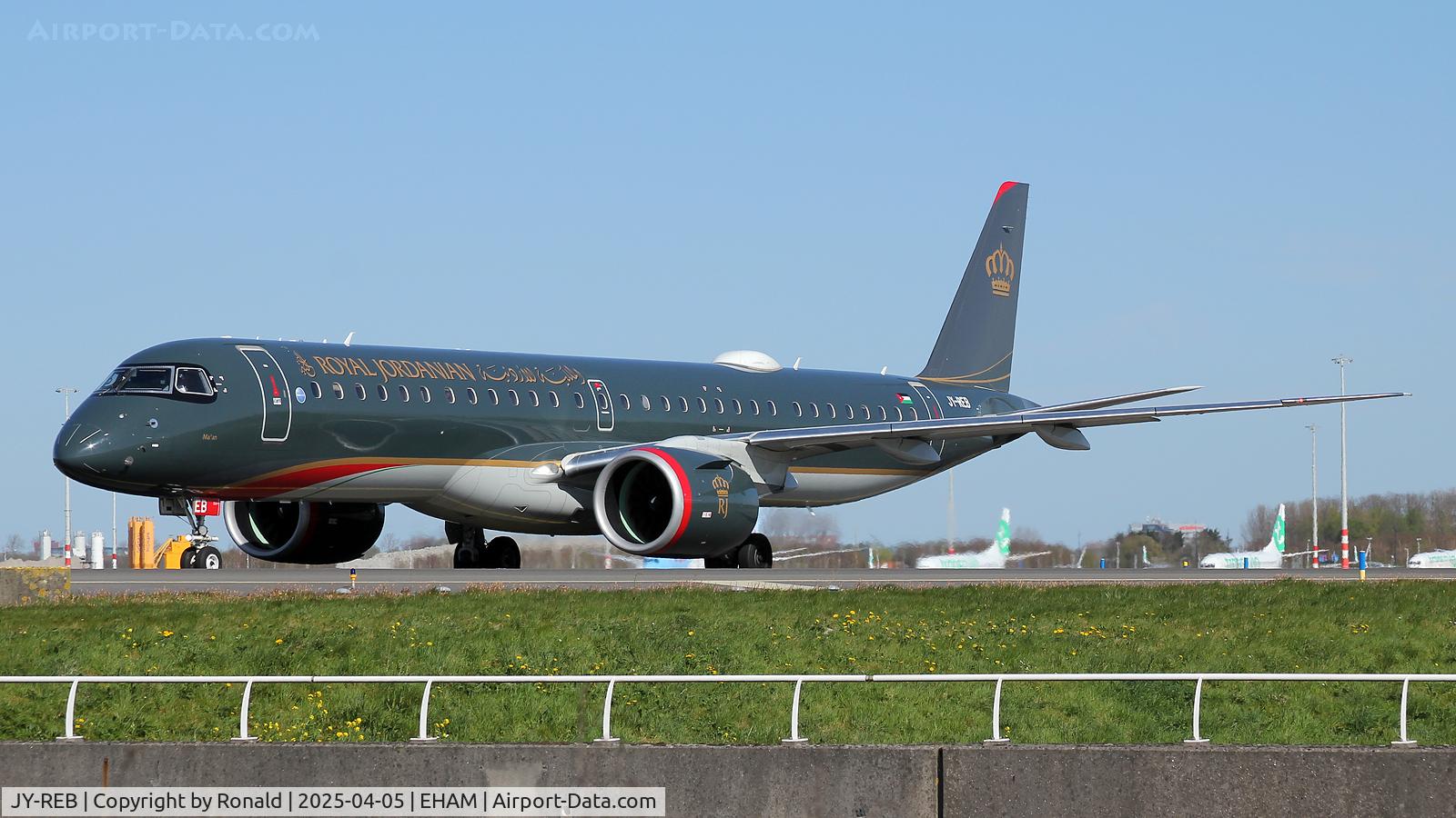 JY-REB, 2024 Embraer E195-E2 (ERJ 190-400 STD) C/N 19020123, at eham