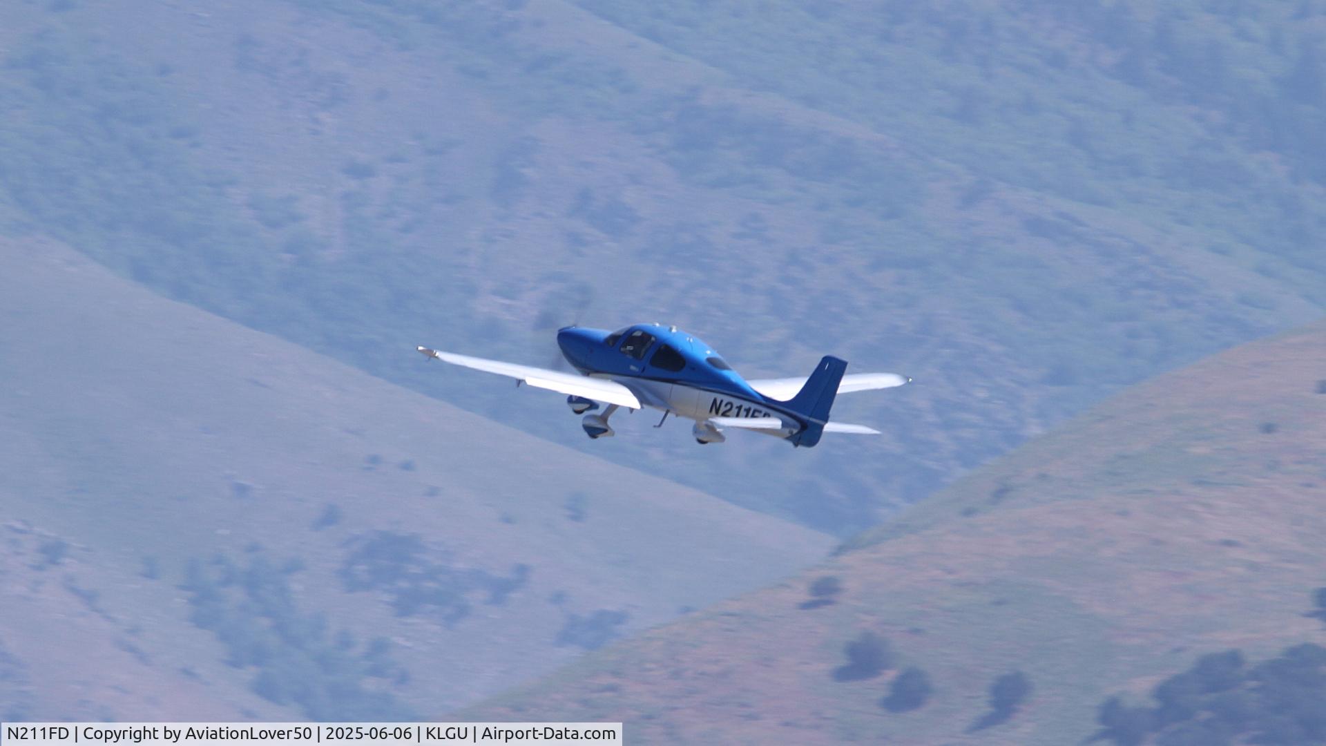 N211FD, 2024 Cirrus SR-22T C/N 10396, SR22T